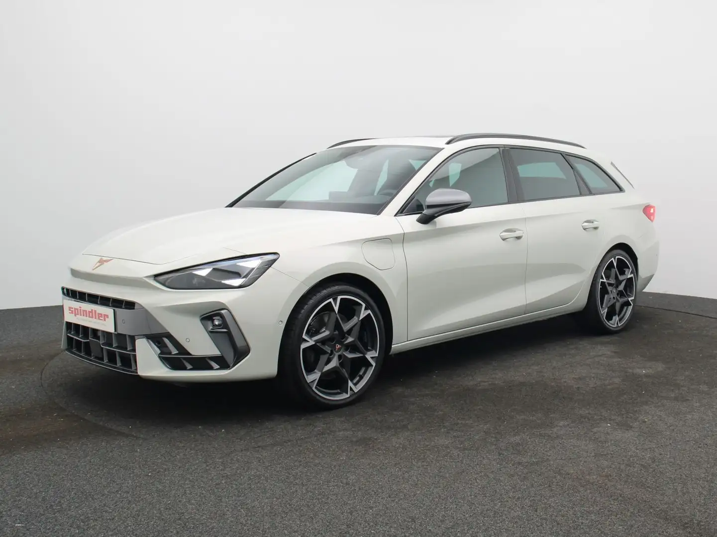 CUPRA Leon Sportstourer VZ 1.5 e-Hybrid / Matrix, Pano Grau - 2