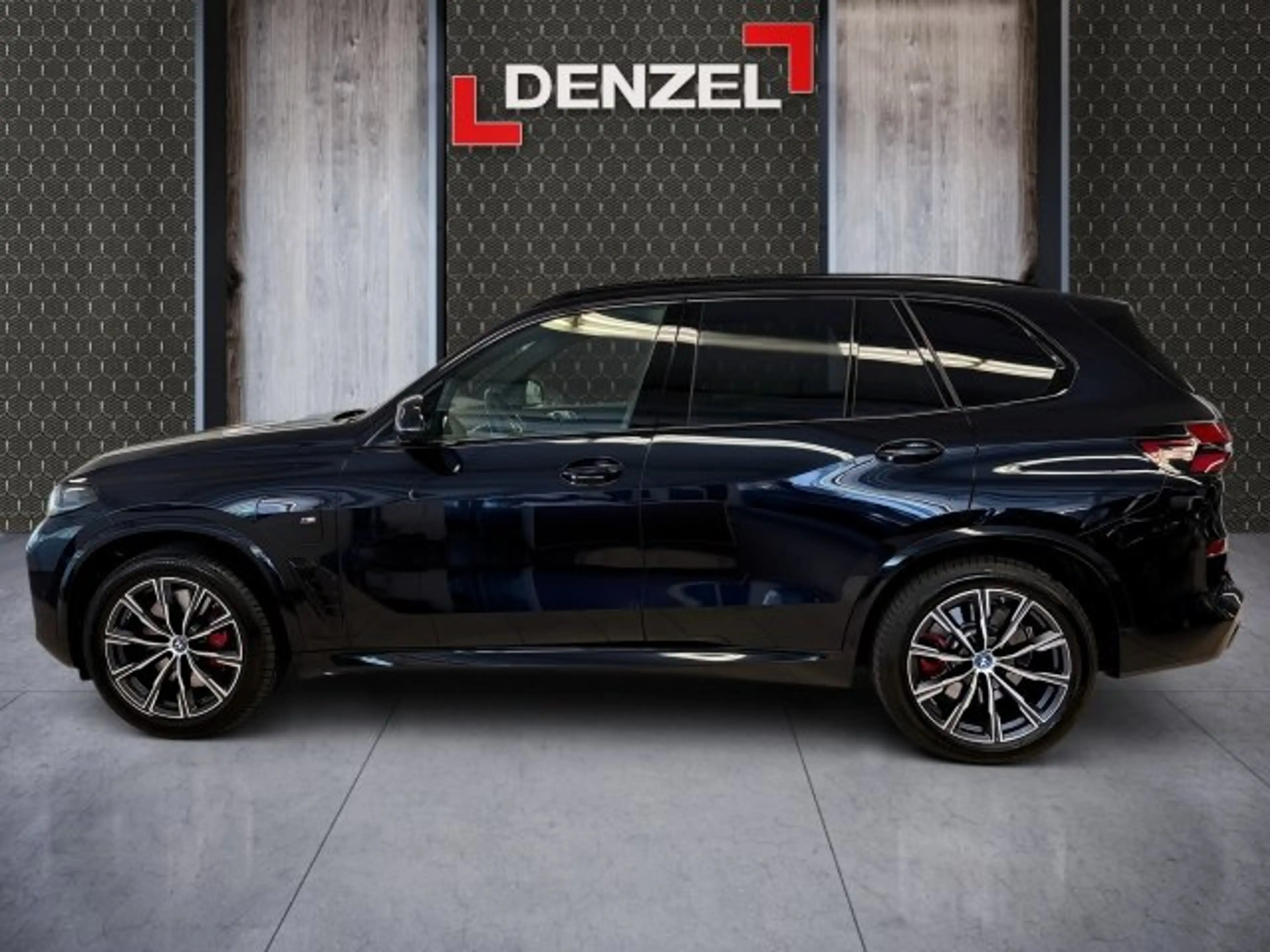 BMW X5 xDrive50e G05 XB1 — photo 2