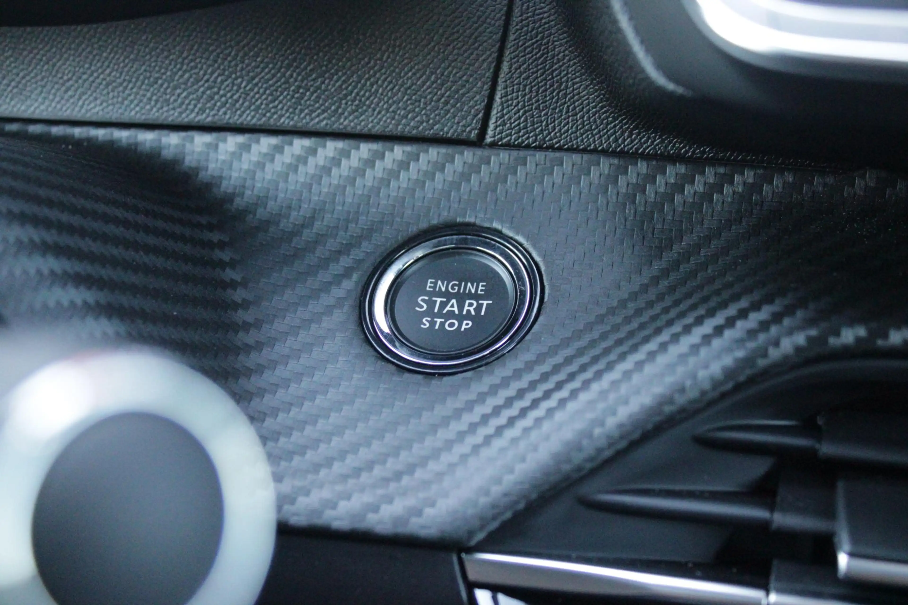 Peugeot e-2008 EV GT PACK 156PK 54 kWh | PANORAMISCH SCHUIF/KANTE — photo 19