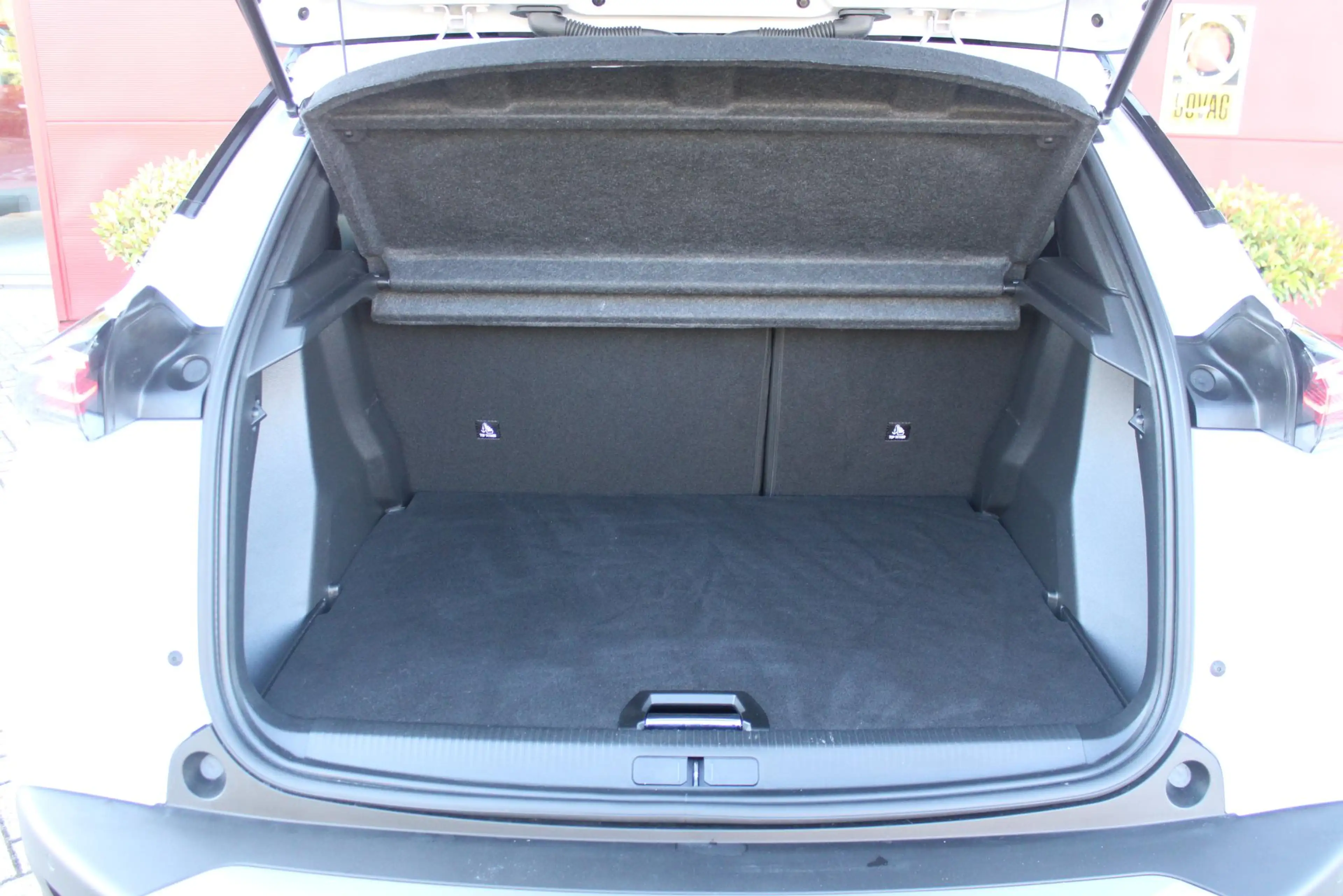 Peugeot e-2008 EV GT PACK 156PK 54 kWh | PANORAMISCH SCHUIF/KANTE — photo 9