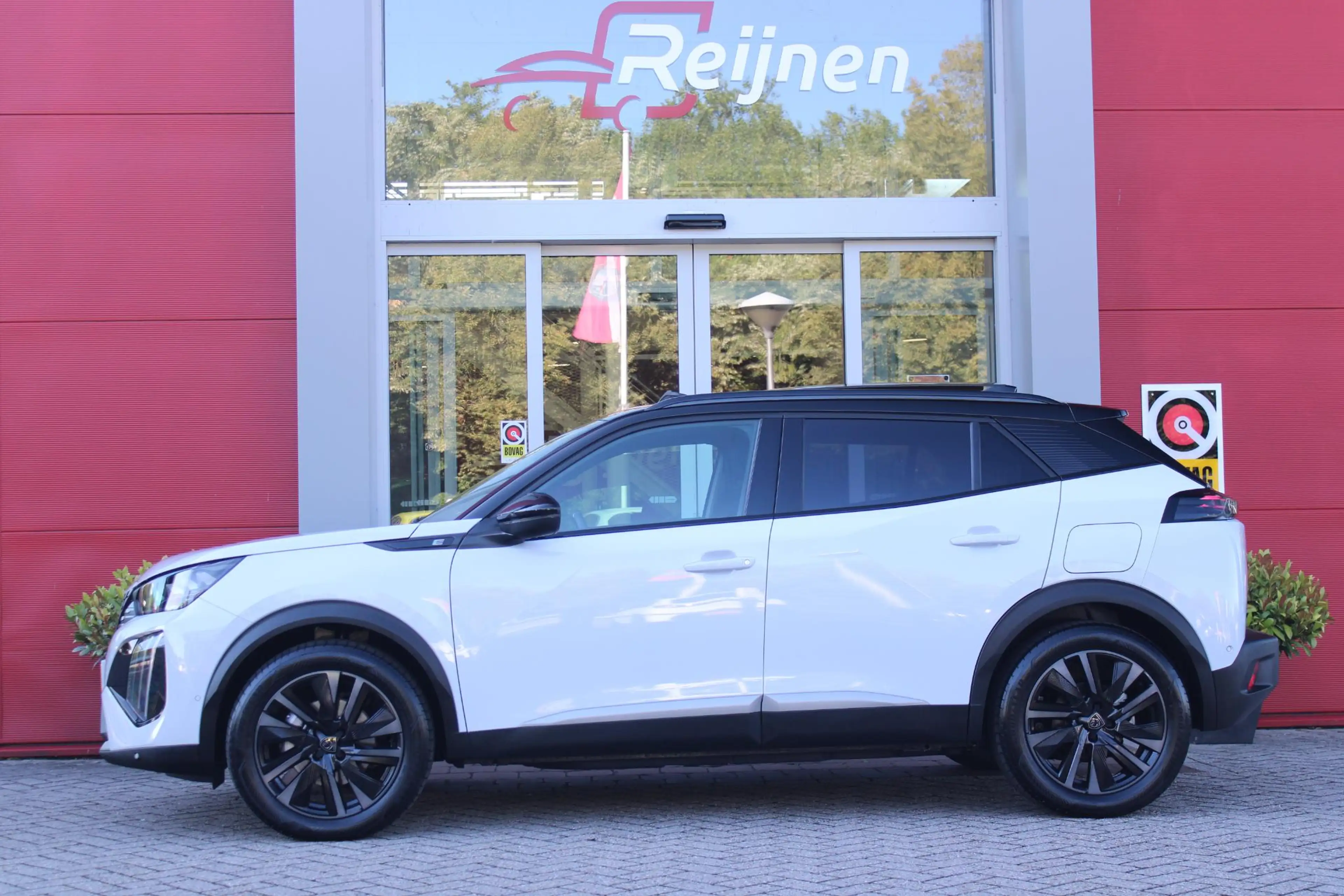Peugeot e-2008 EV GT PACK 156PK 54 kWh | PANORAMISCH SCHUIF/KANTE — photo 3
