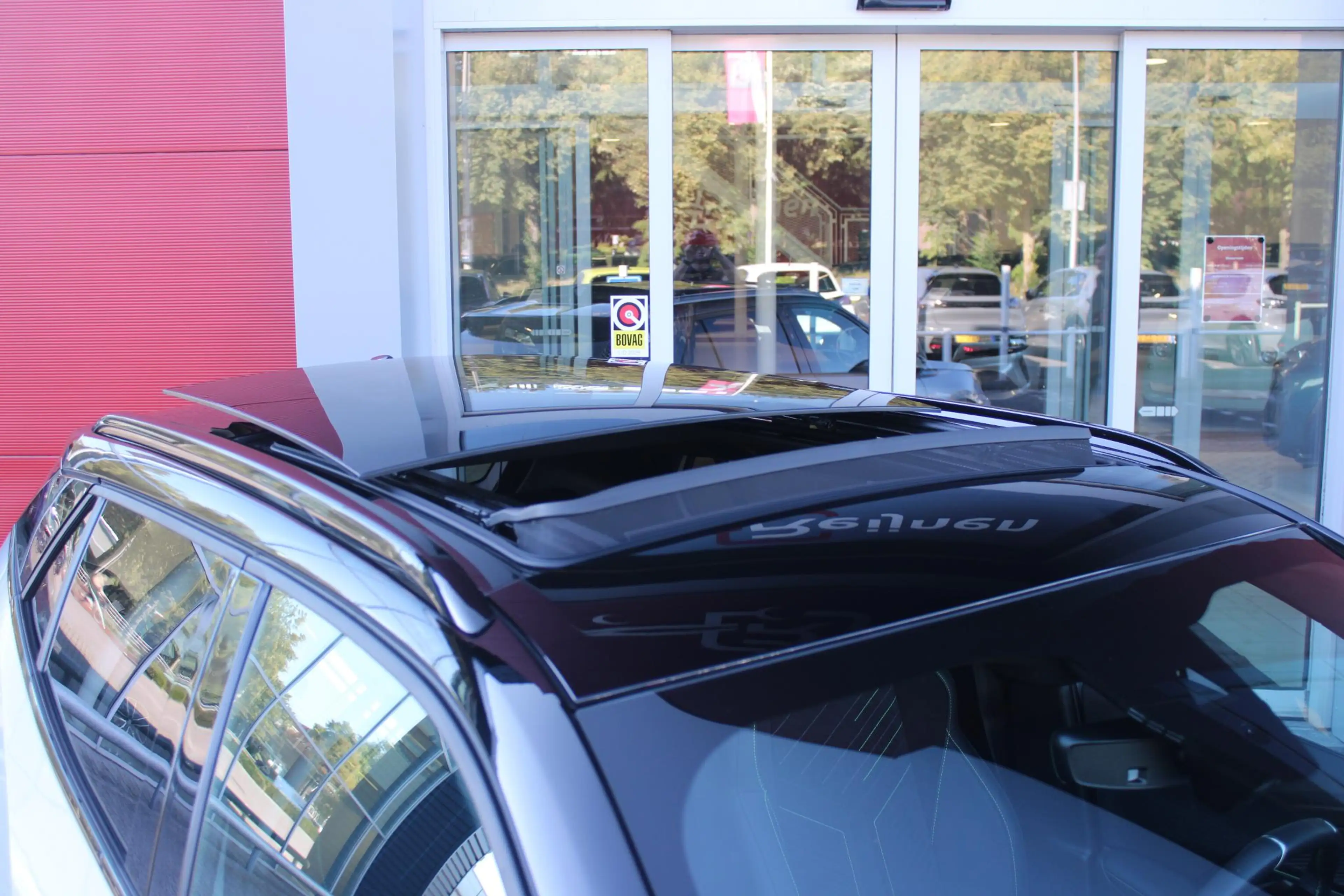 Peugeot e-2008 EV GT PACK 156PK 54 kWh | PANORAMISCH SCHUIF/KANTE — photo 24