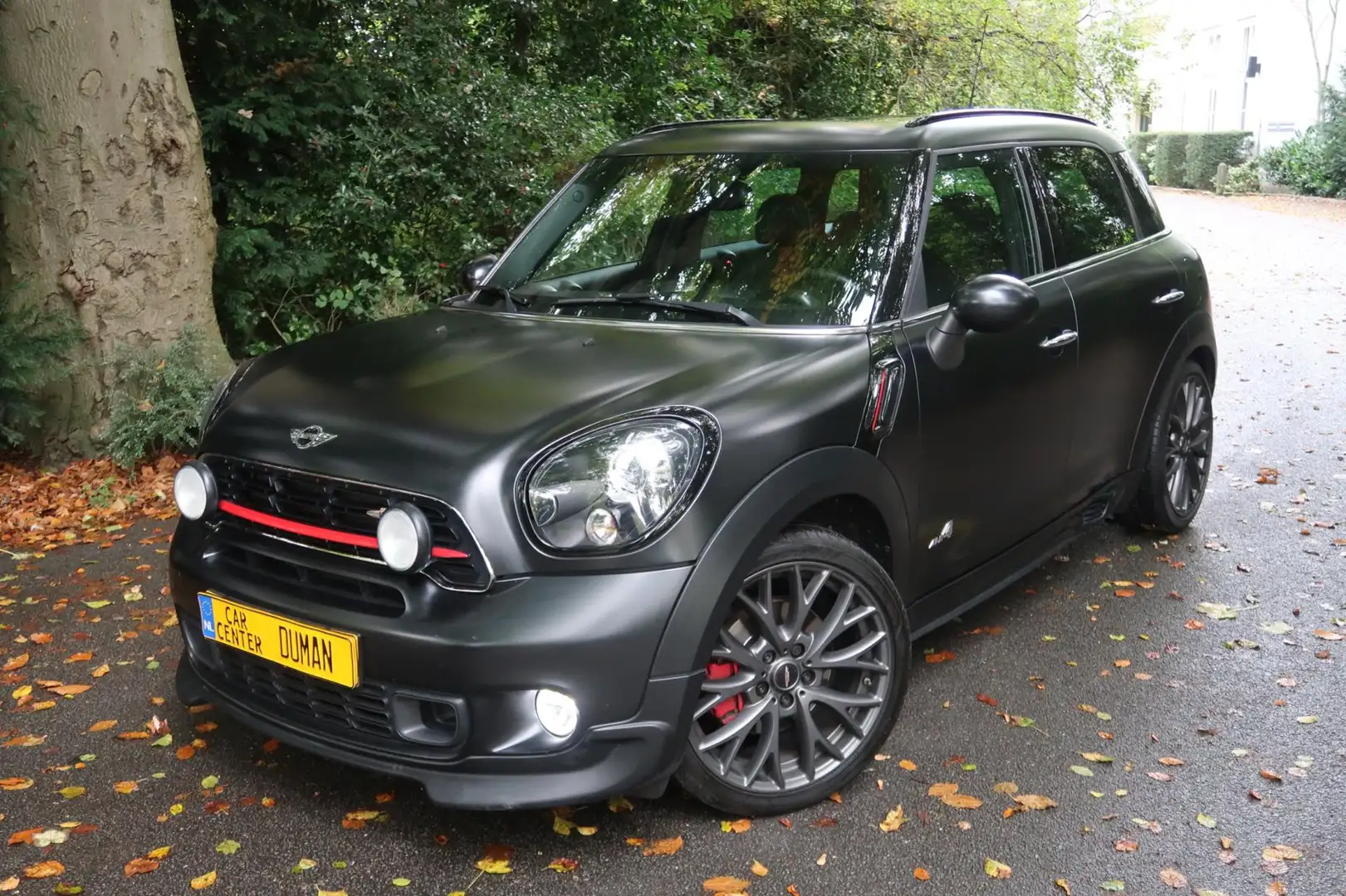 MINI John Cooper Works Countryman 1.6 ALL4 Pano/leer/keyless Frozen Black/Chilli 211 Schwarz - 1