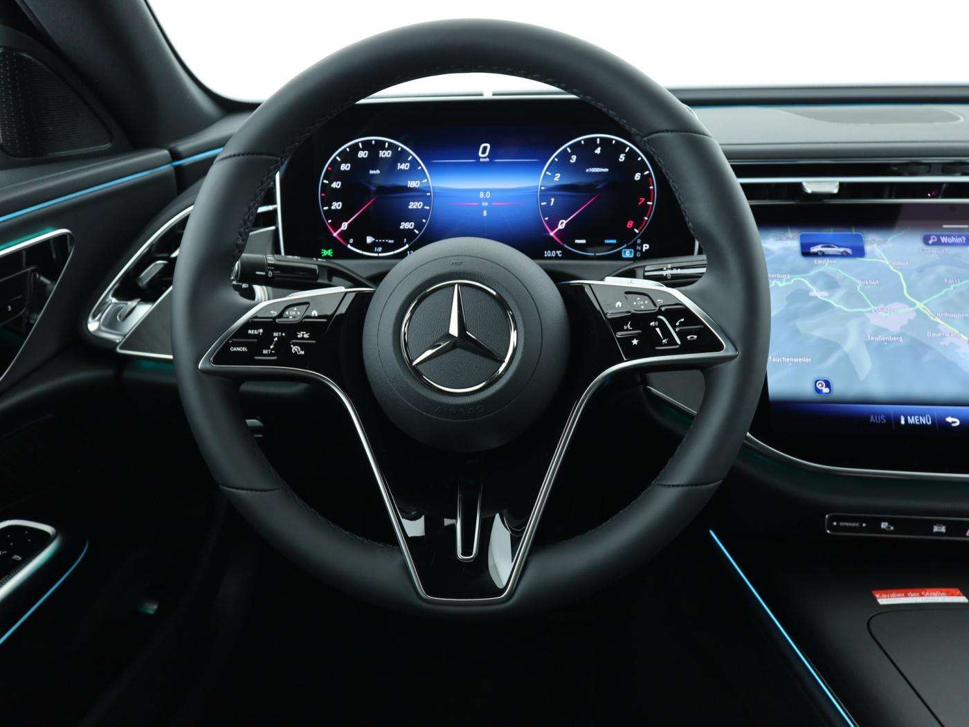 Mercedes-Benz E 200