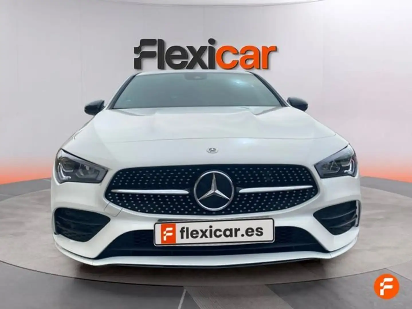Mercedes-Benz CLA 200 Shooting Brake 200d 8G-DCT Blanco - 2