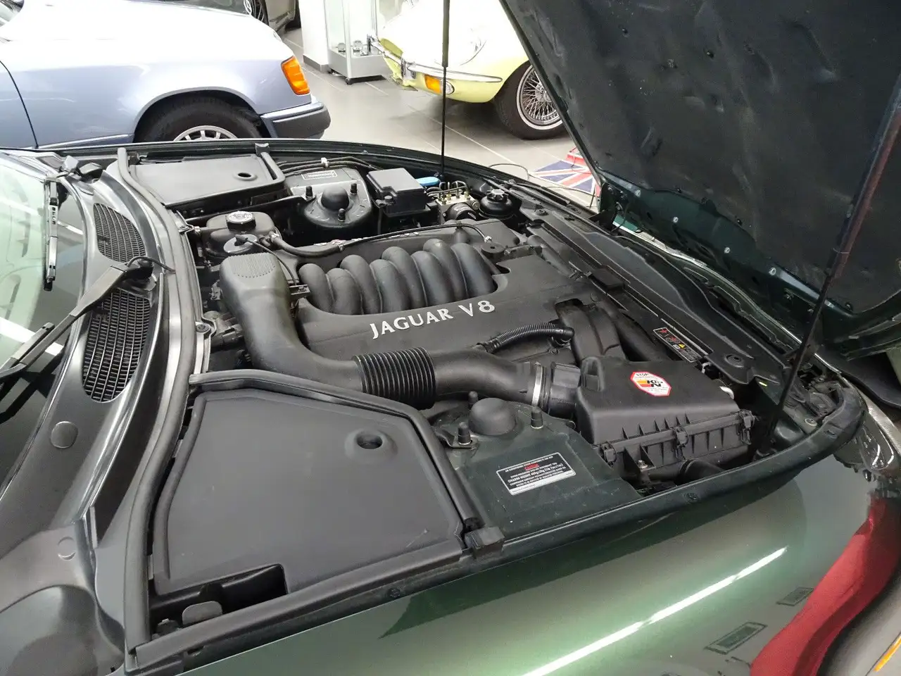 Jaguar XK8 Cabriolet erst 17200km, foto 8