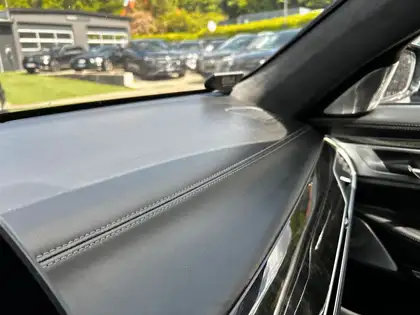 Annonce voiture d'occasion BMW 740 - CARADIZE