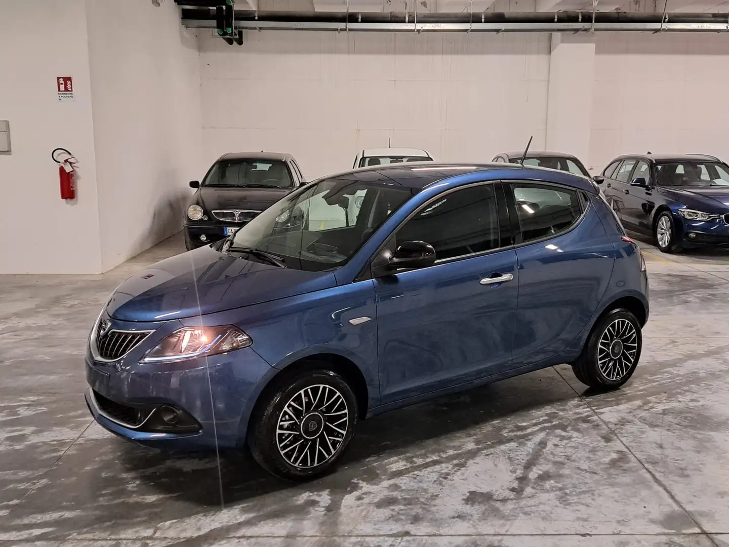 Lancia Ypsilon 1000 FireFly Hybrid 70CV Platino 5 Porte **Km. 0** Blauw - 1