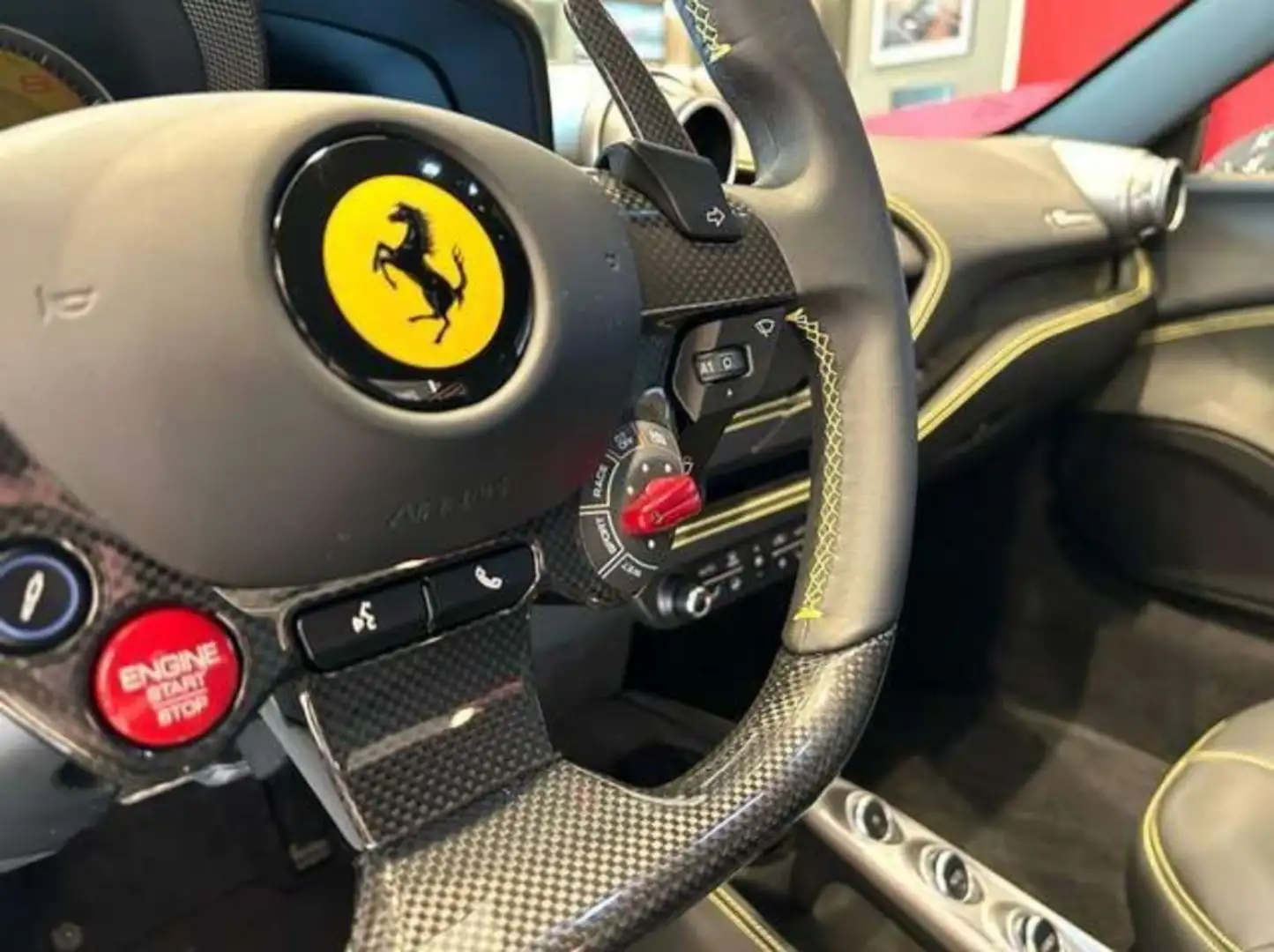 Ferrari F8 Tributo Blauw - 1