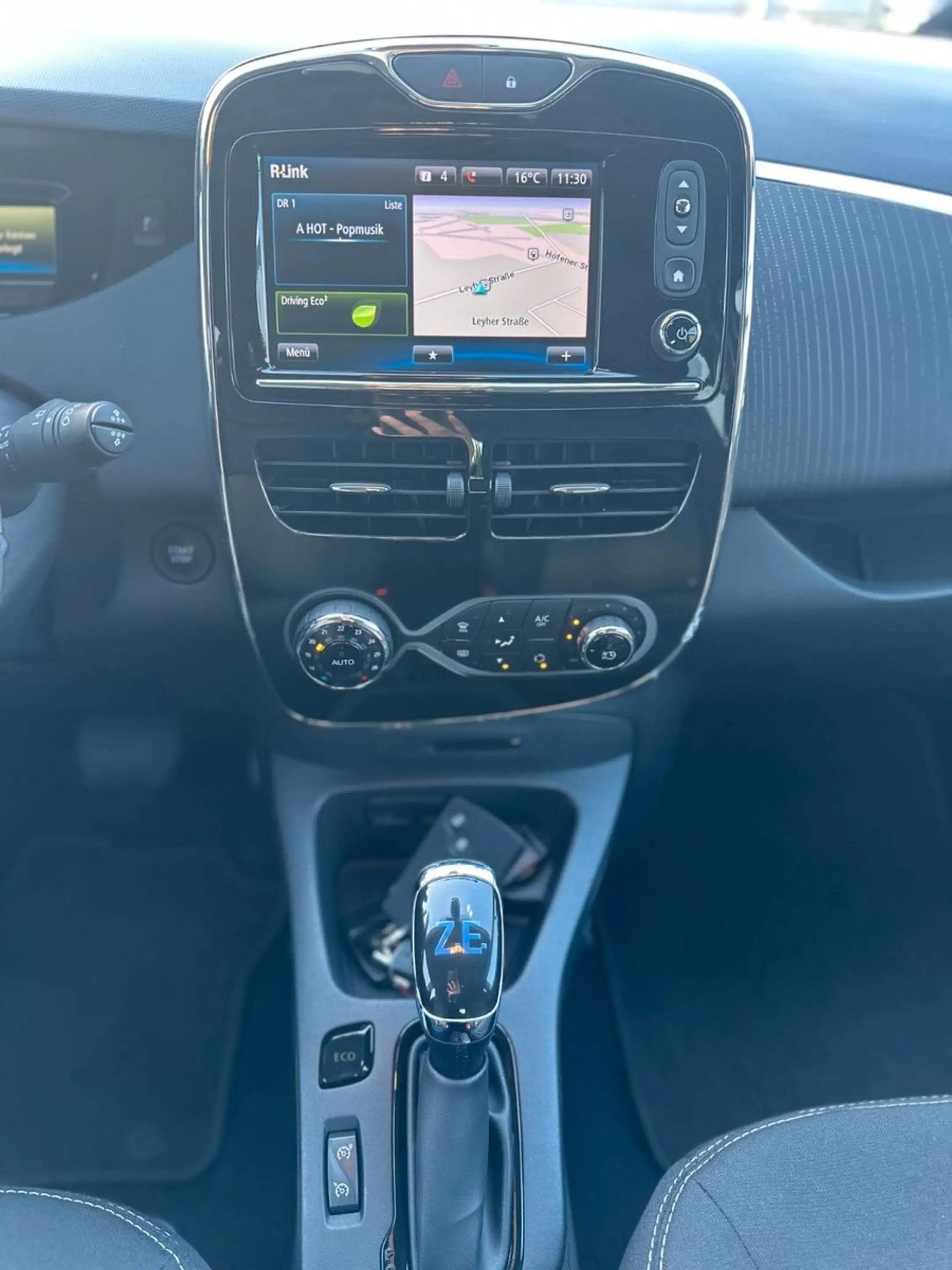 Renault ZOE Limited / SoH 92% / 2. Hand / Mietbatterie — photo 13