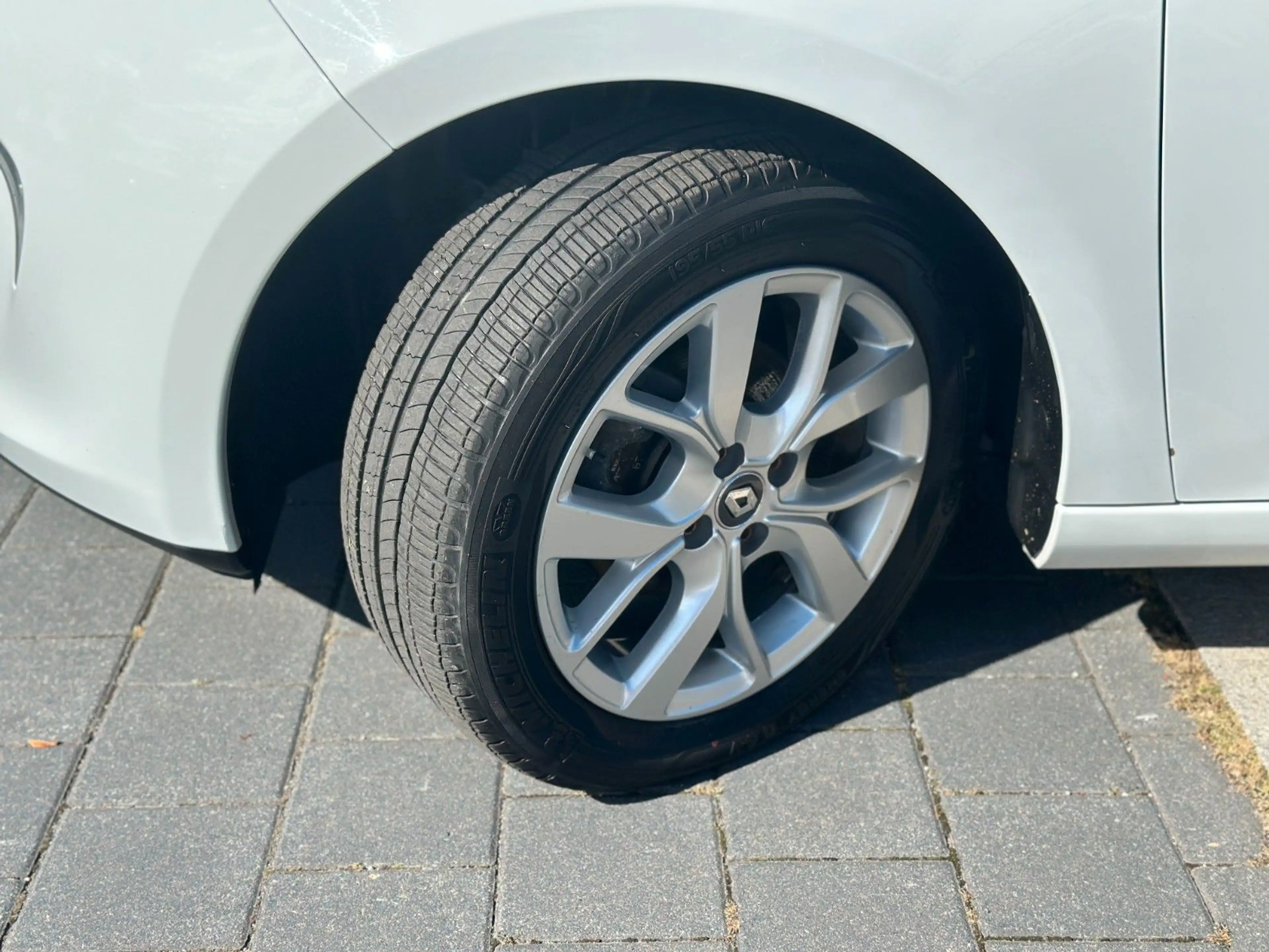 Renault ZOE Limited / SoH 92% / 2. Hand / Mietbatterie — photo 9