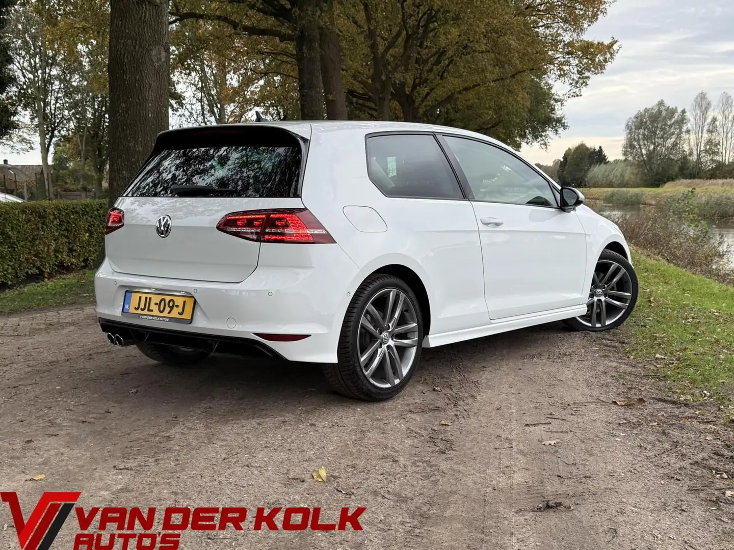 Volkswagen Golf 1.4 TSI R-Line Automaat Xenon Camera Navi Climate Wit - 2