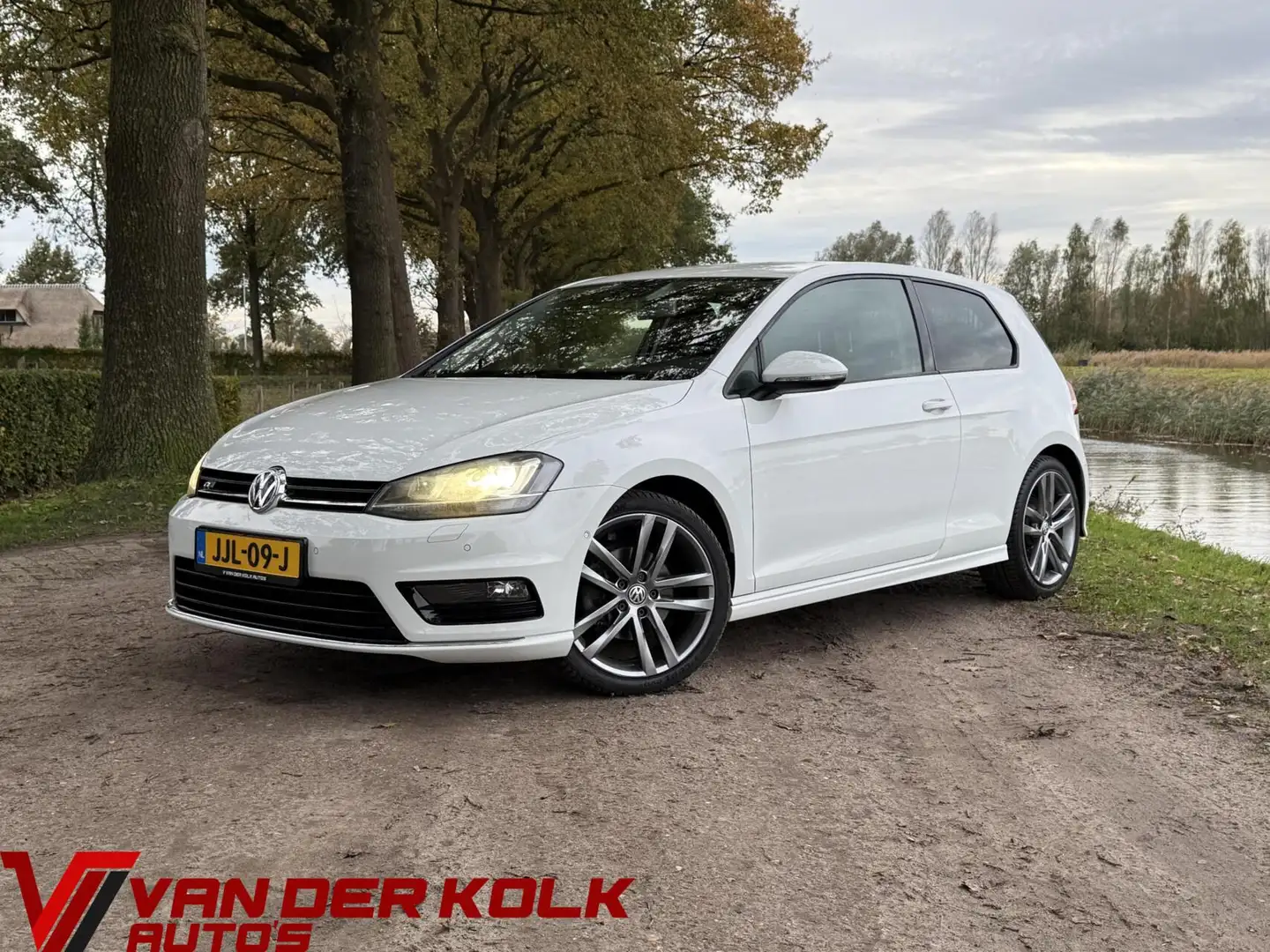 Volkswagen Golf 1.4 TSI R-Line Automaat Xenon Camera Navi Climate Wit - 1