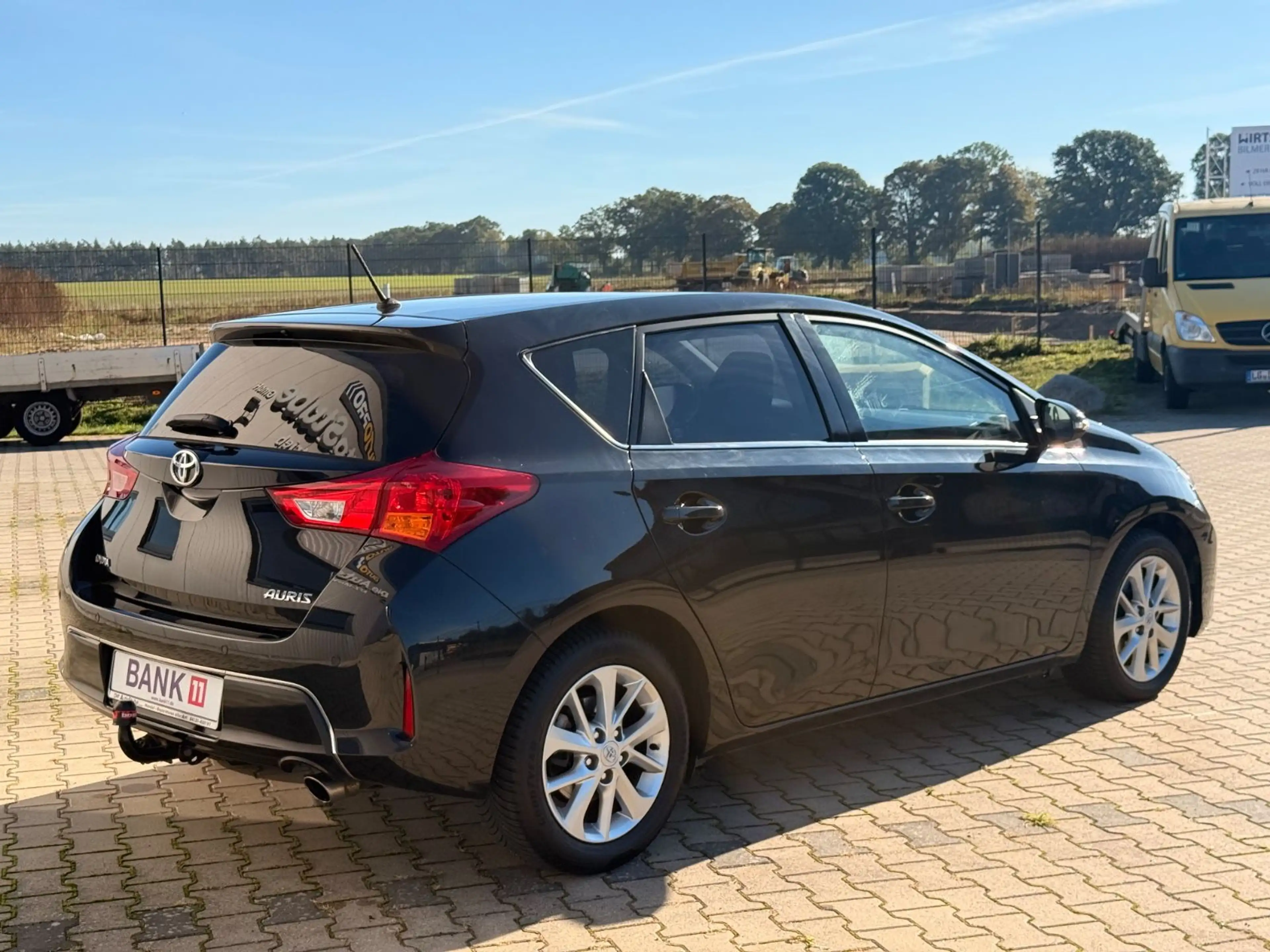 Toyota Auris Life+ 1,6/R-Kamera/S-Heft/Navi/2.Hd/AHK — photo 4