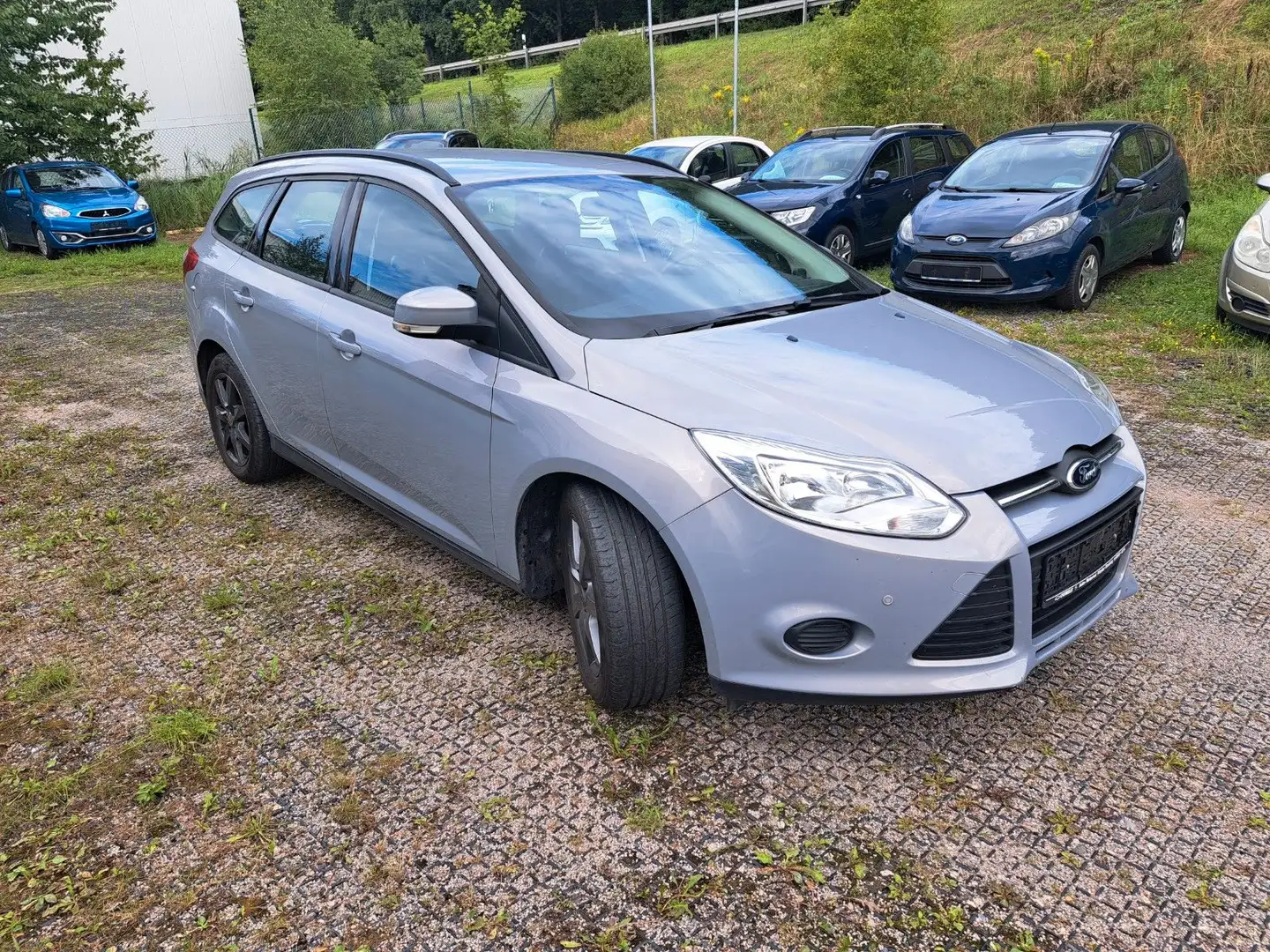 Ford Focus Turnier AC M+S PDC AT-Motor mit Garantie ! Silber - 2