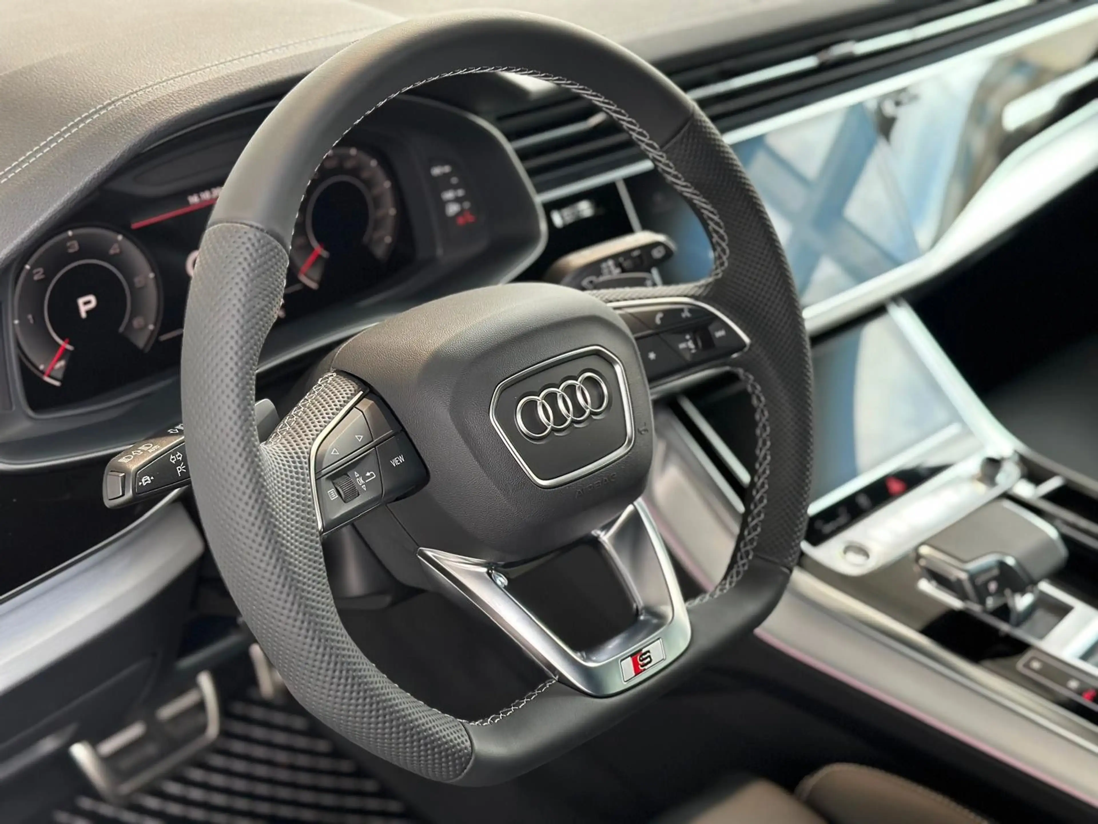 Audi Q8 50TDI Facelift MY27 /sw-sw/SLine/Pan/Sport/23 — photo 9