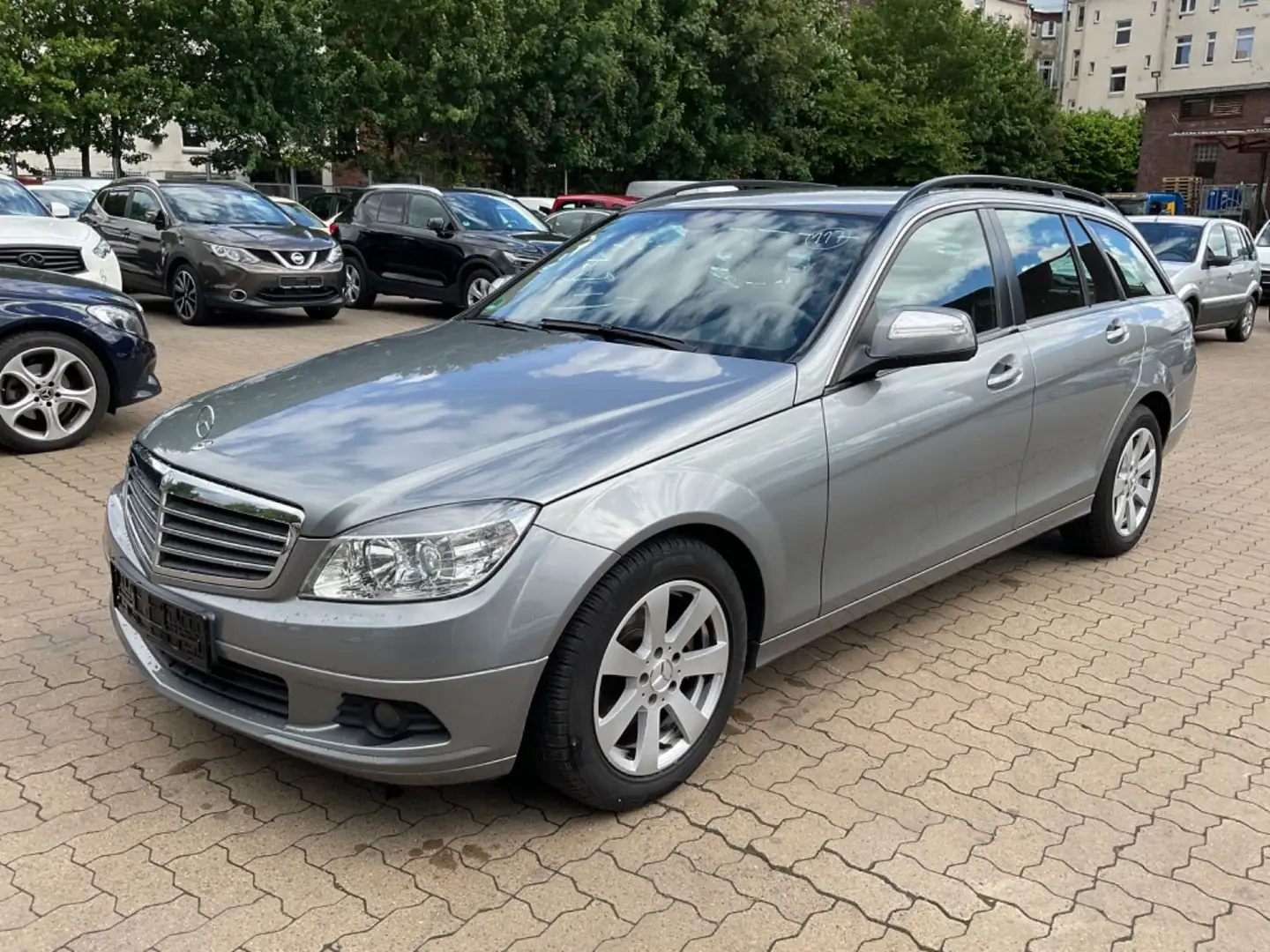 Mercedes-Benz C 180 C -Klasse T-Modell C 180 T Kompressor Plateado - 1