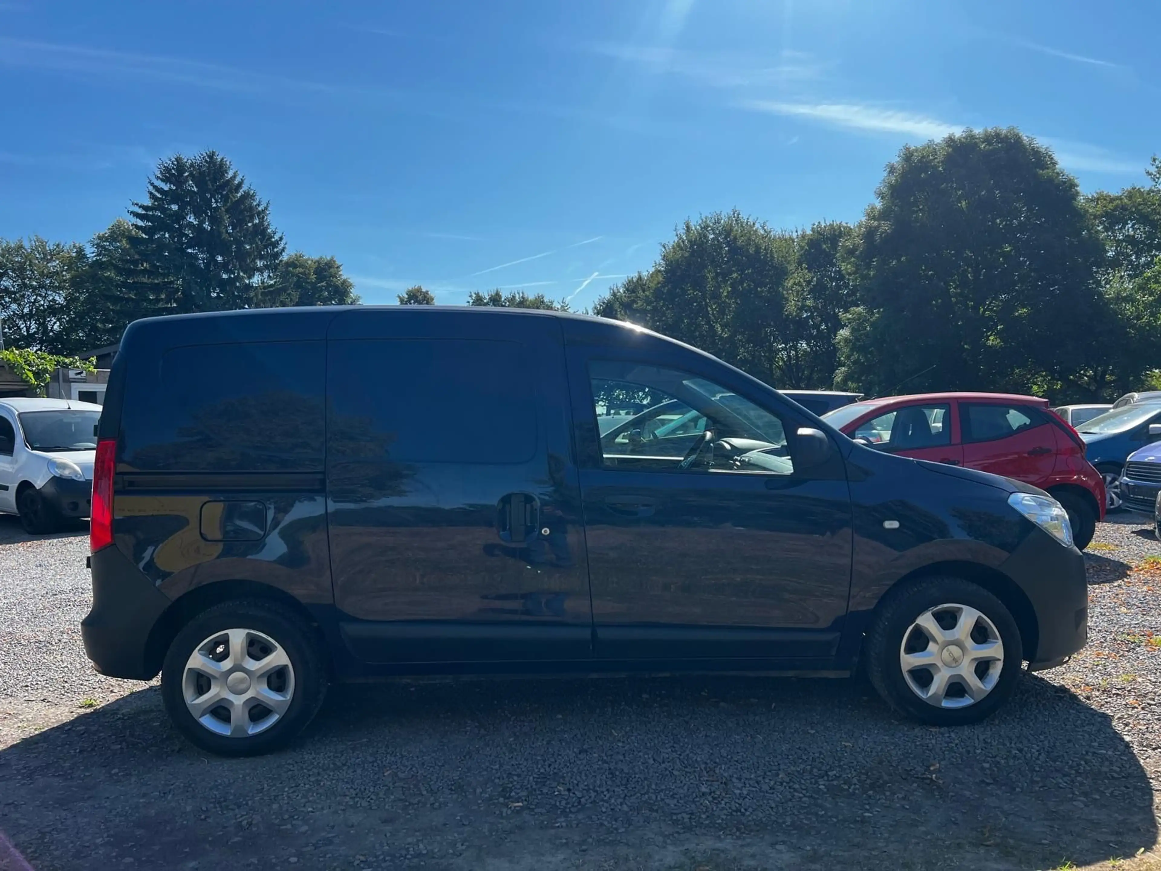 Dacia Dokker 1.6 Expres* Navi*Klima*Tüv 01/2028*1Hd* — photo 6