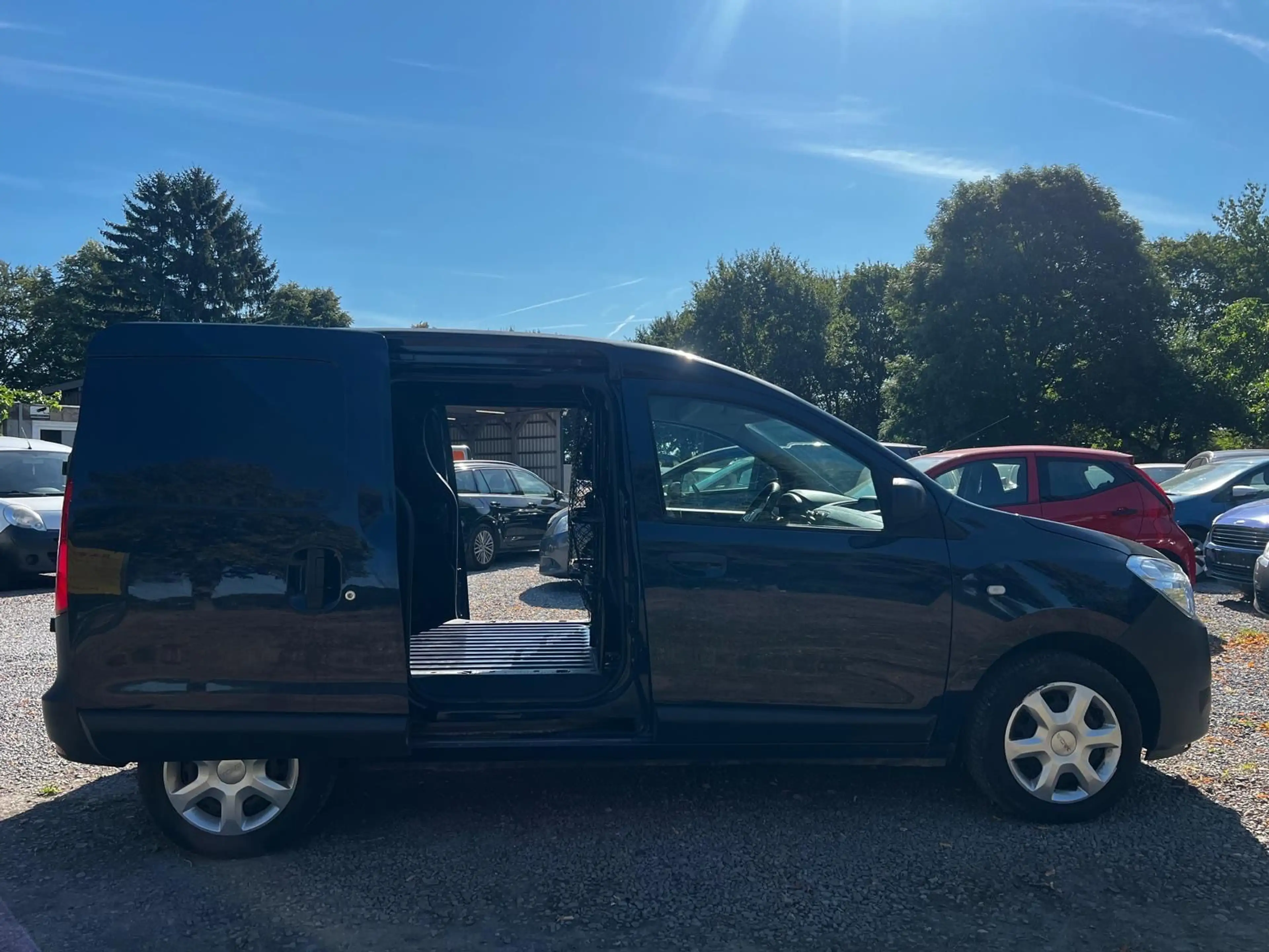 Dacia Dokker 1.6 Expres* Navi*Klima*Tüv 01/2028*1Hd* — photo 11
