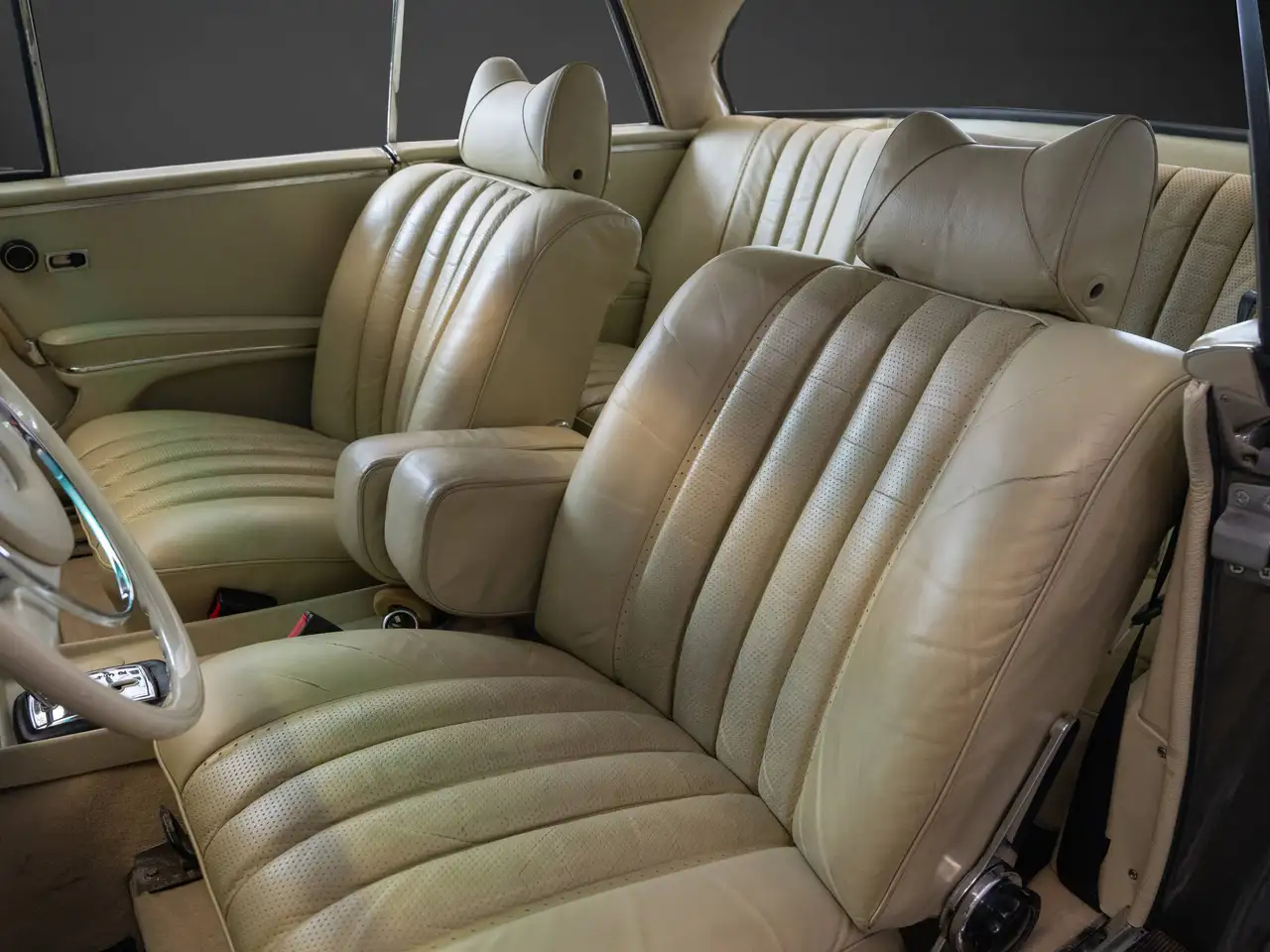 Mercedes-Benz 280 SE 3,5 W111 Coupé Flachkühler dokumentiert, foto 10