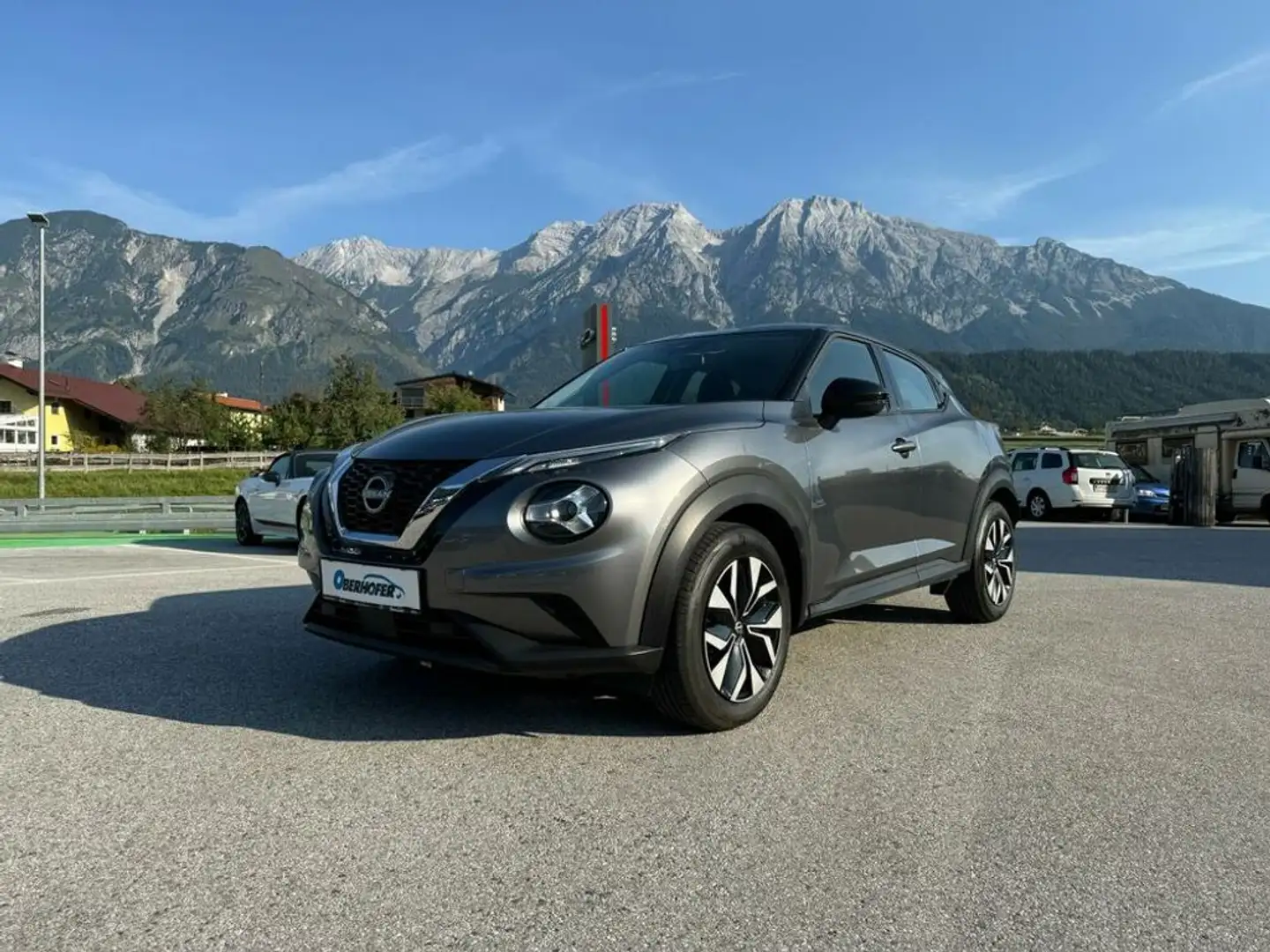 Nissan Juke 1,0 DIG-T Acenta Grau - 2
