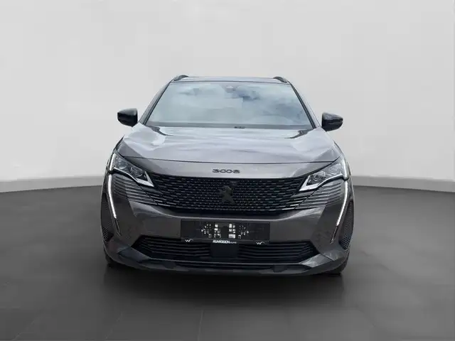 Peugeot 3008 view 6