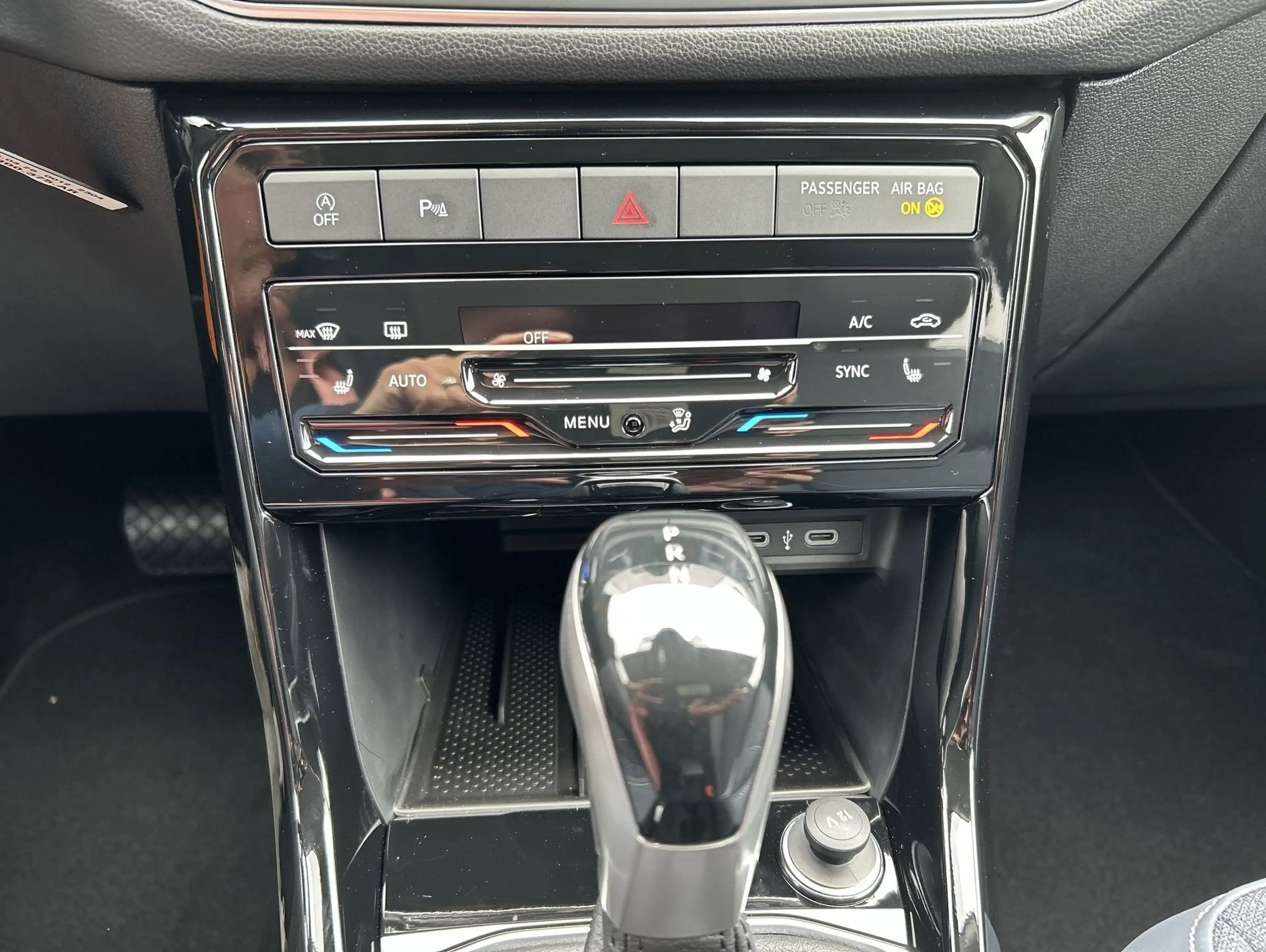 Volkswagen T-Cross 1.5 TSI ACT DSG Style AHK GJR RFK — photo 8
