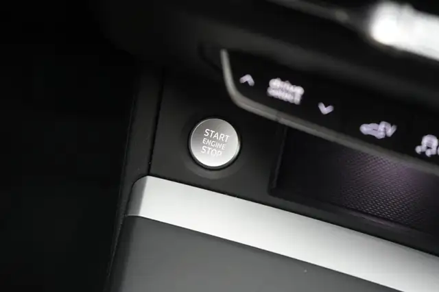 Audi Q5 view 23