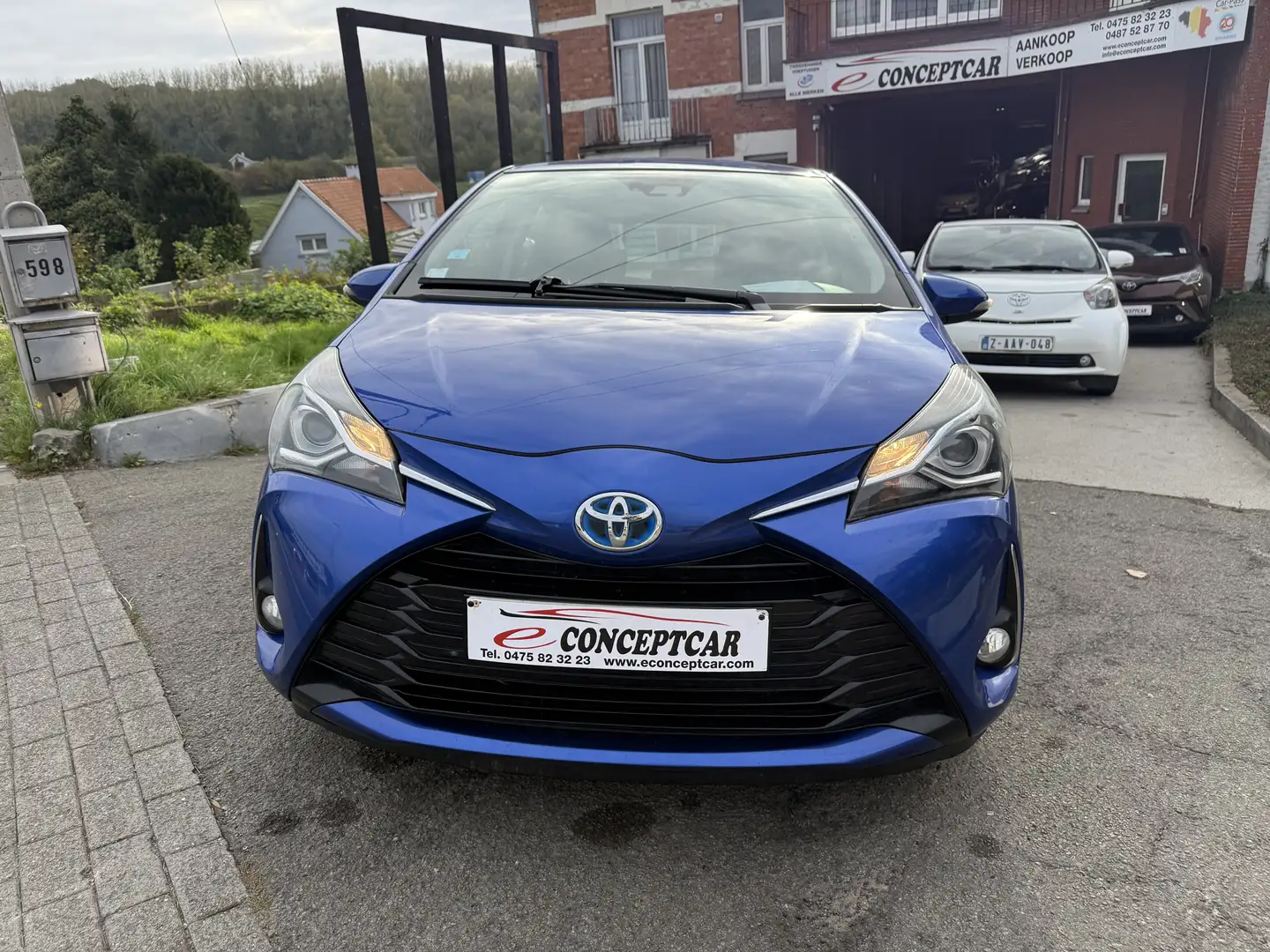 Toyota Yaris Yaris 1.5i Dual VVT-iE Comfort CVT Bleu - 1