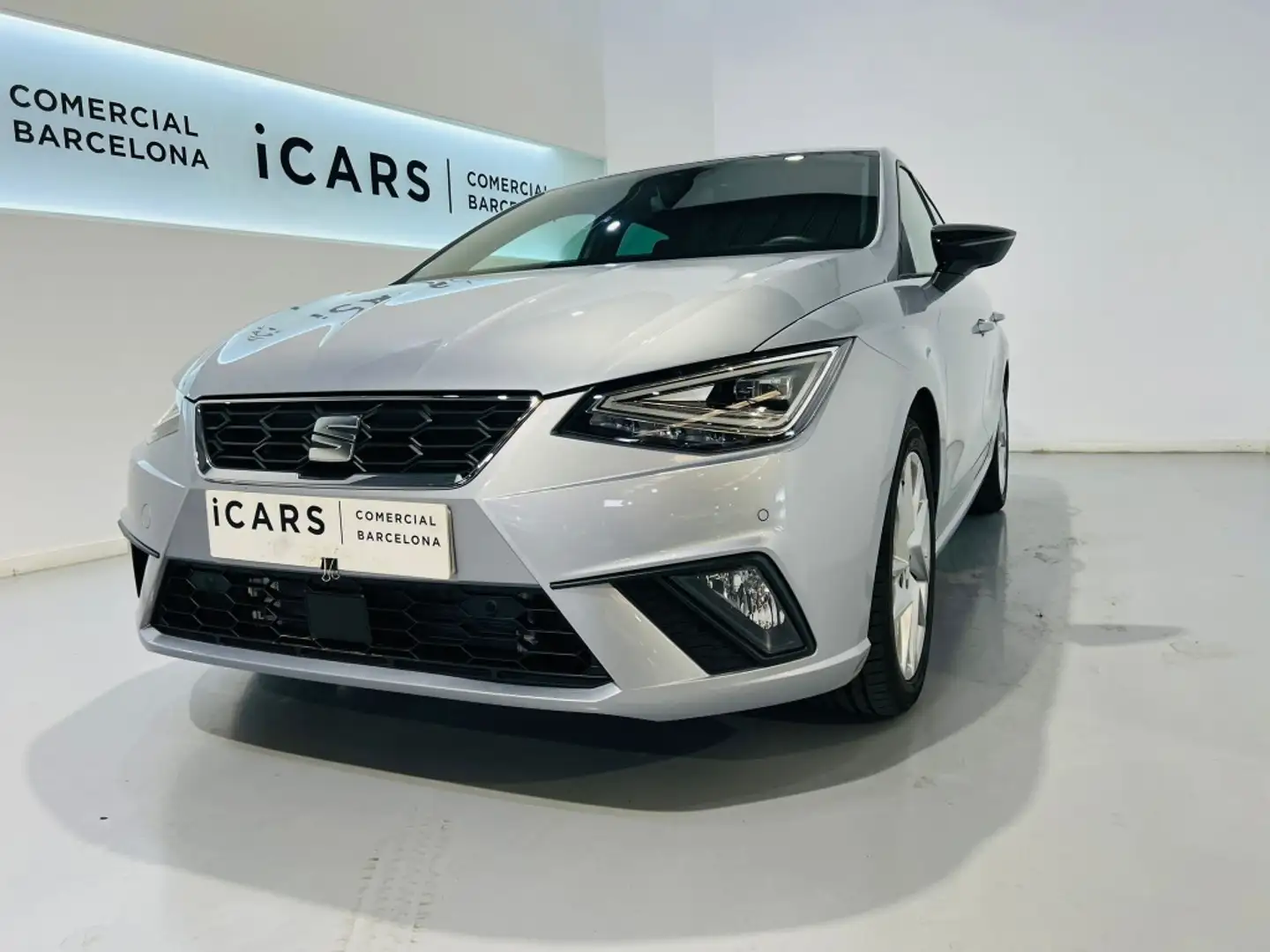 SEAT Ibiza 1.0 TSI S&S FR XS Edition 110 Argent - 1