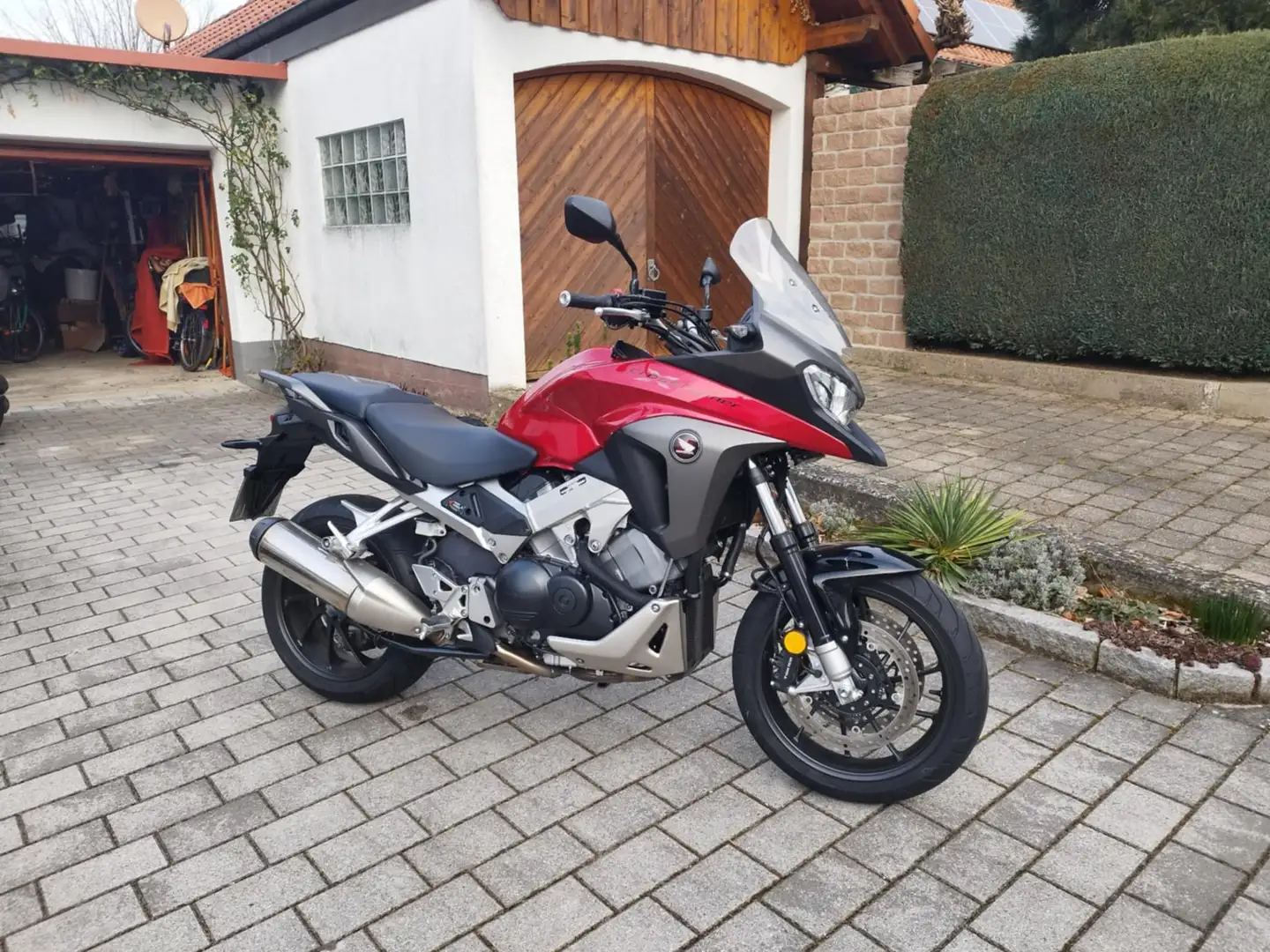 Honda VFR 800 VFRX800 X Crossrunner Roşu - 1