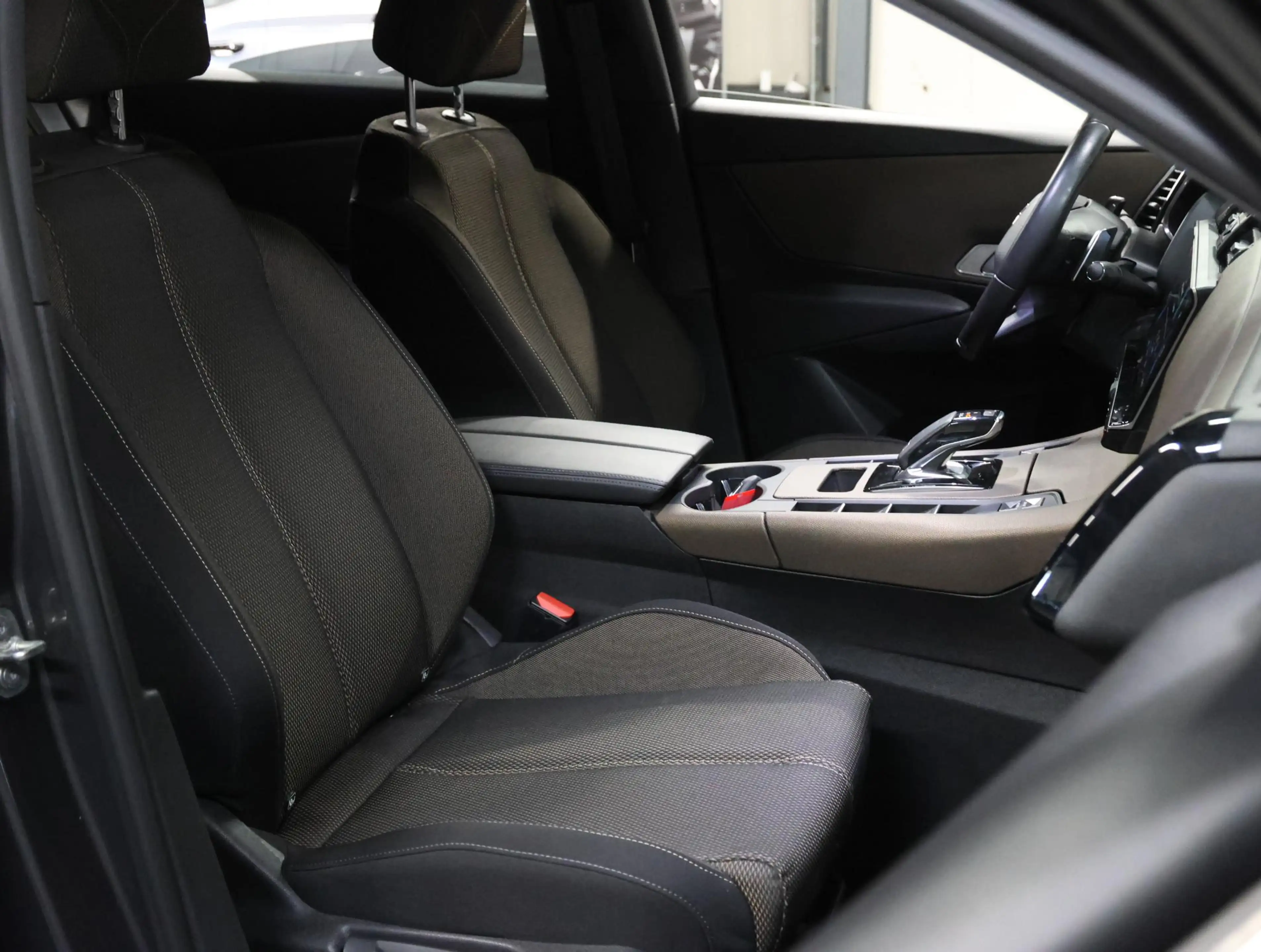 DS Automobiles DS 7 Crossback 300pk 4x4 So Chic | 1ste eigenaar | ACCU 94,7% | D — photo 11