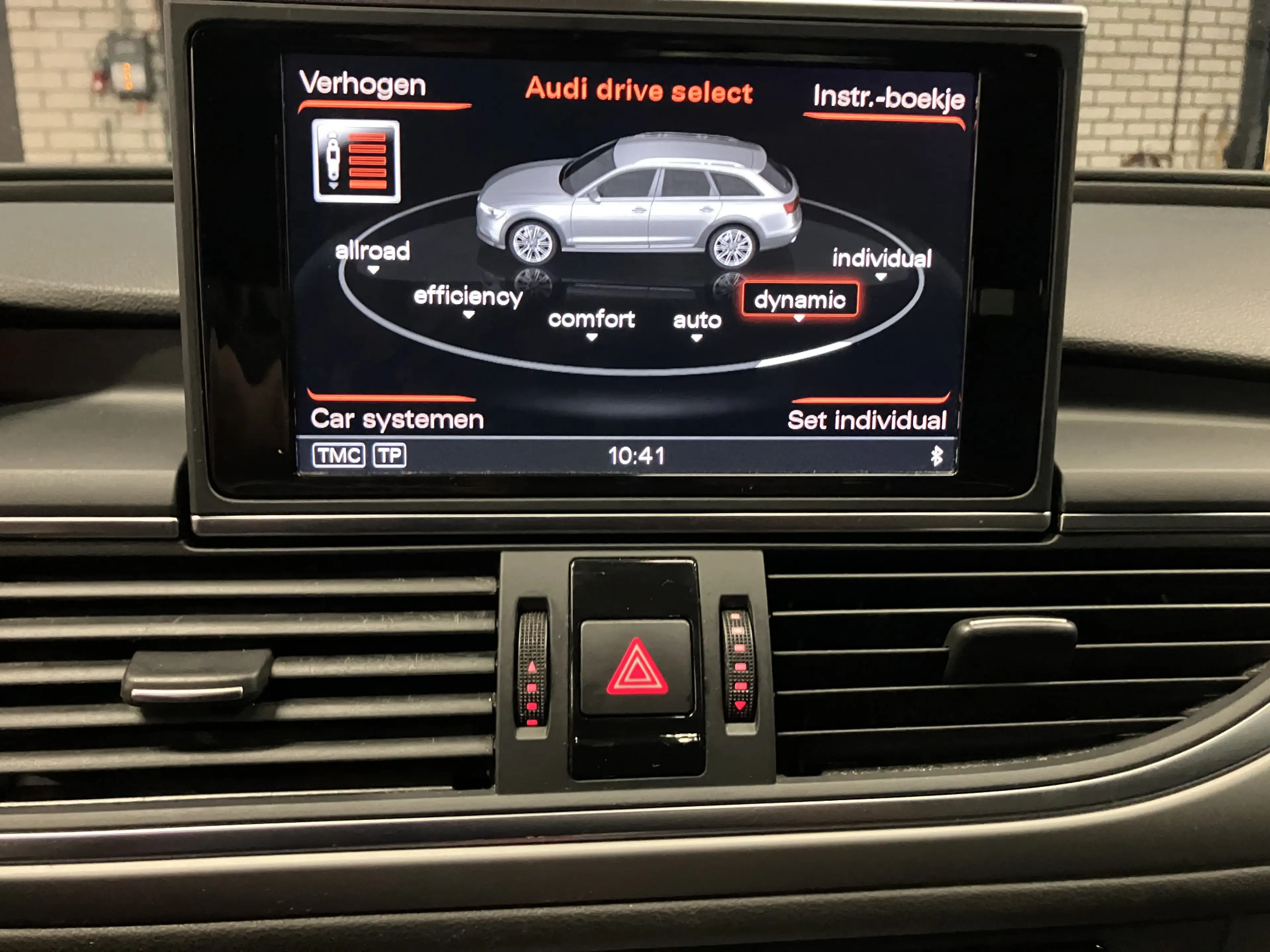 Audi A6 allroad QUATTRO 3.0 TDI XENON-LED-AHK-LEDER-LUFT — photo 12