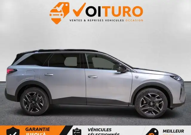 Peugeot 5008 view 5