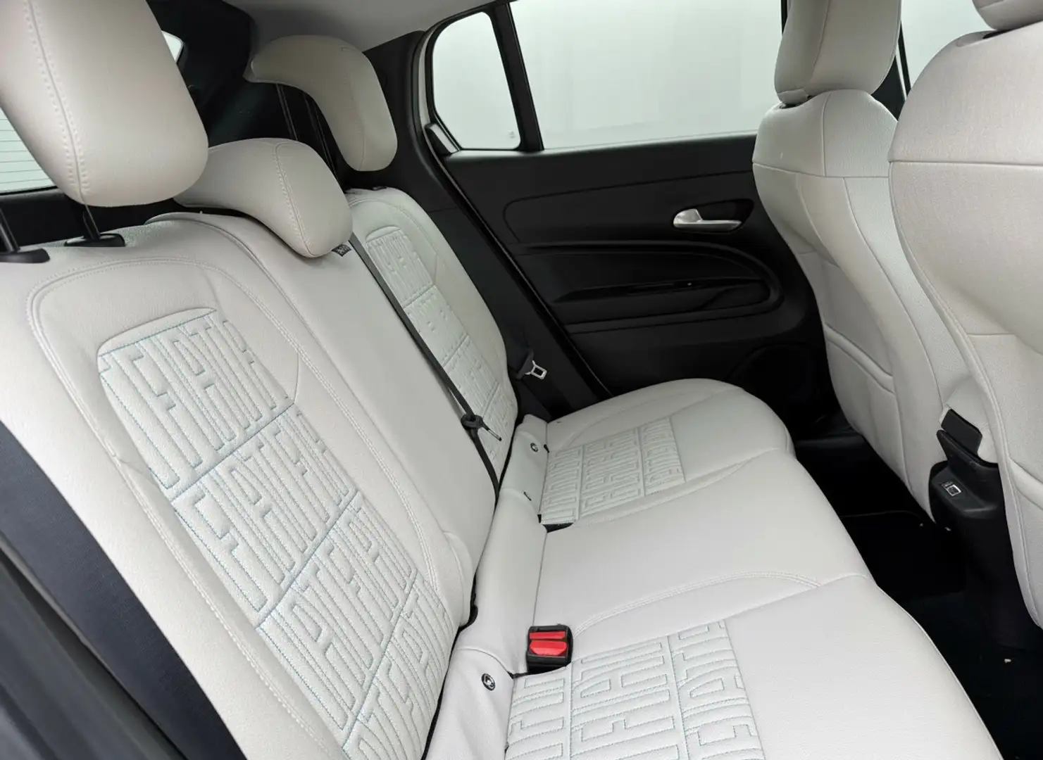 Fiat 600 1.2 Hybrid La Prima Aut., Camera | Leer | Navi & C Blanco - 2