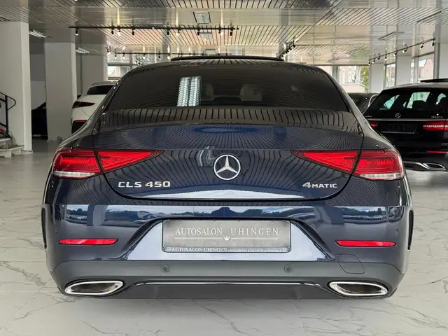 Mercedes-Benz 450 view 5