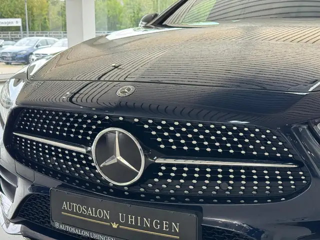 Mercedes-Benz 450 view 8