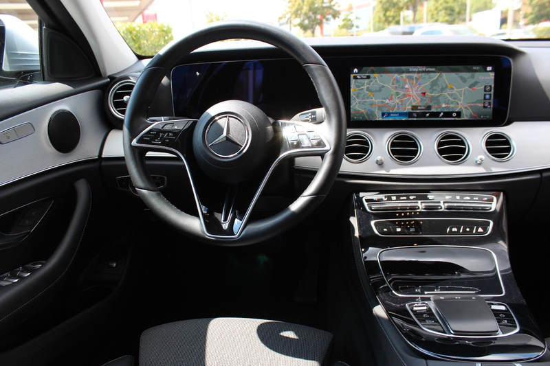Mercedes-Benz E 300 de T 4-M MBUX High End LED Spur-P. RFK — photo 7