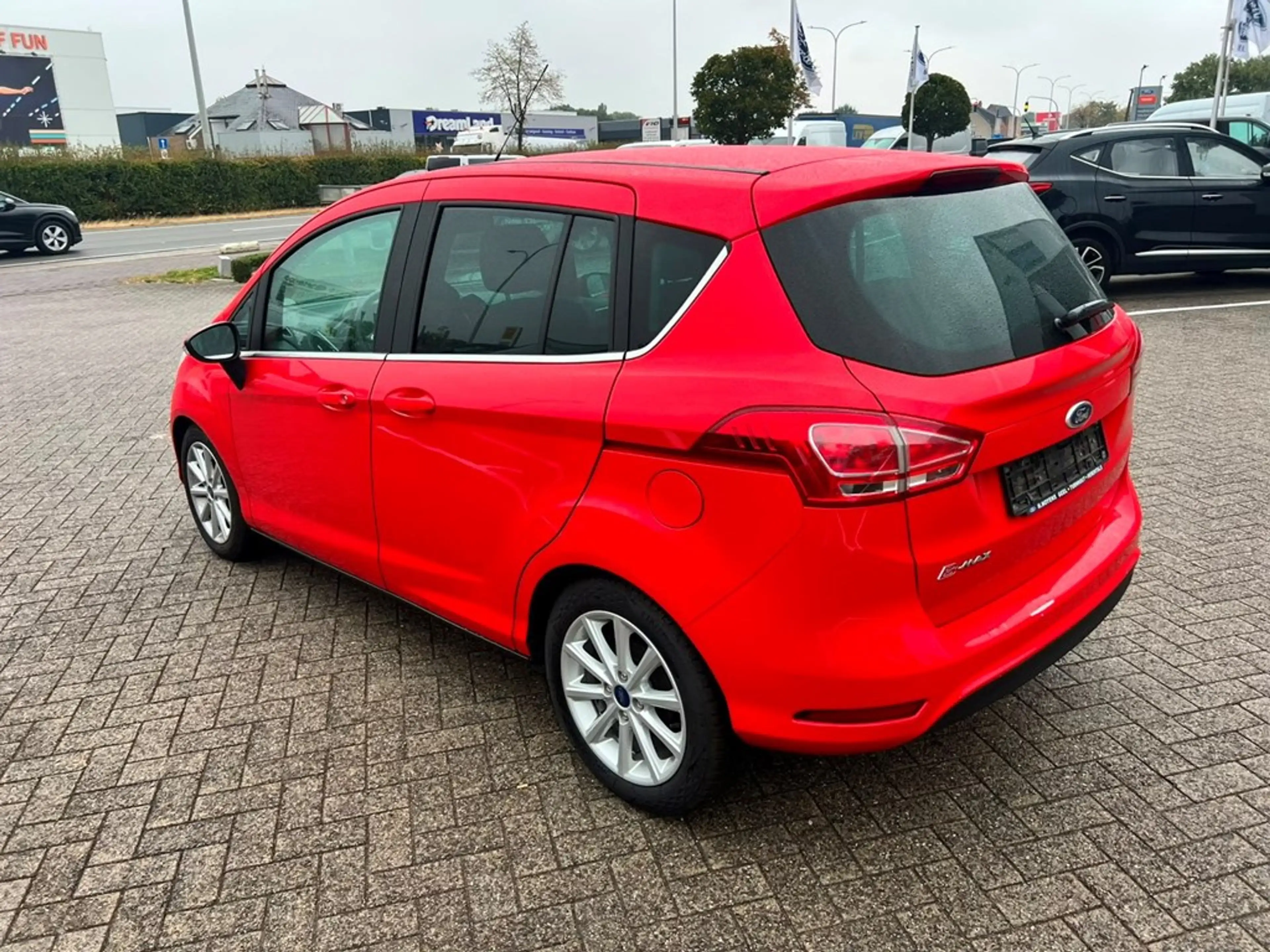 Ford B-Max Enkel voor professionele verkoop. — photo 11