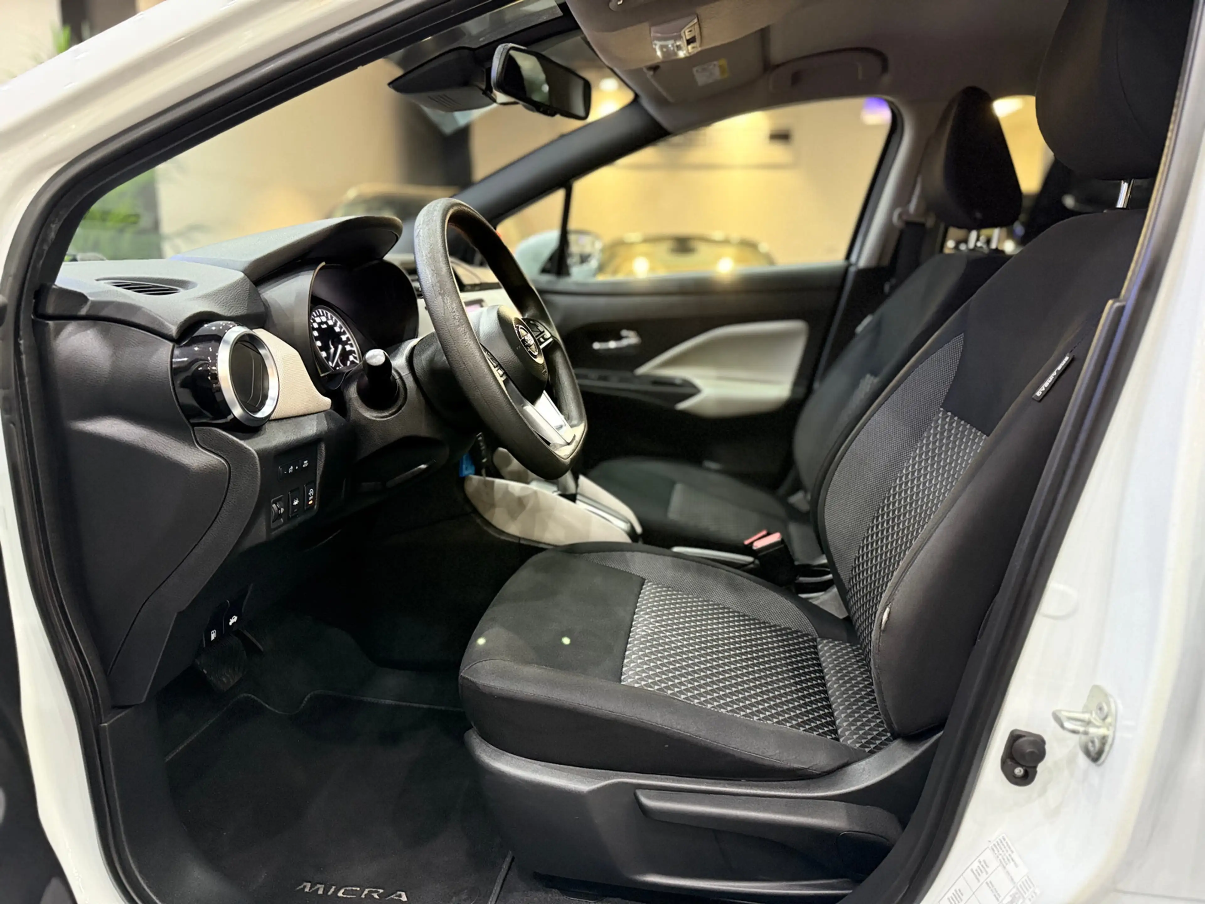Nissan Micra Micra  ACENTA Automatik*NAVI*KAM*TEMPO*SPUR — photo 10
