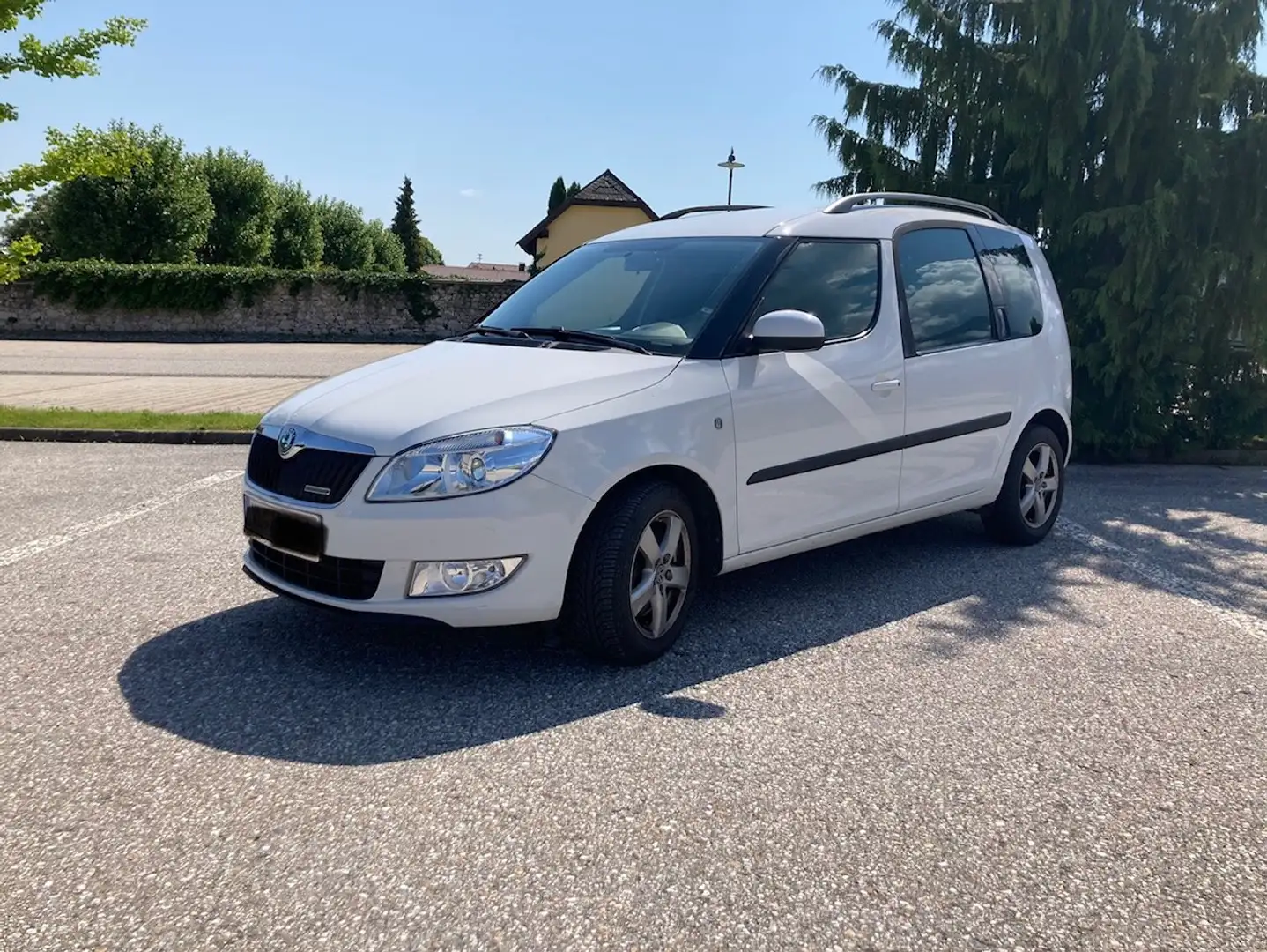 Skoda Roomster Roomster Greenline 1,2 TDI CR DPF Greenline Bílá - 2