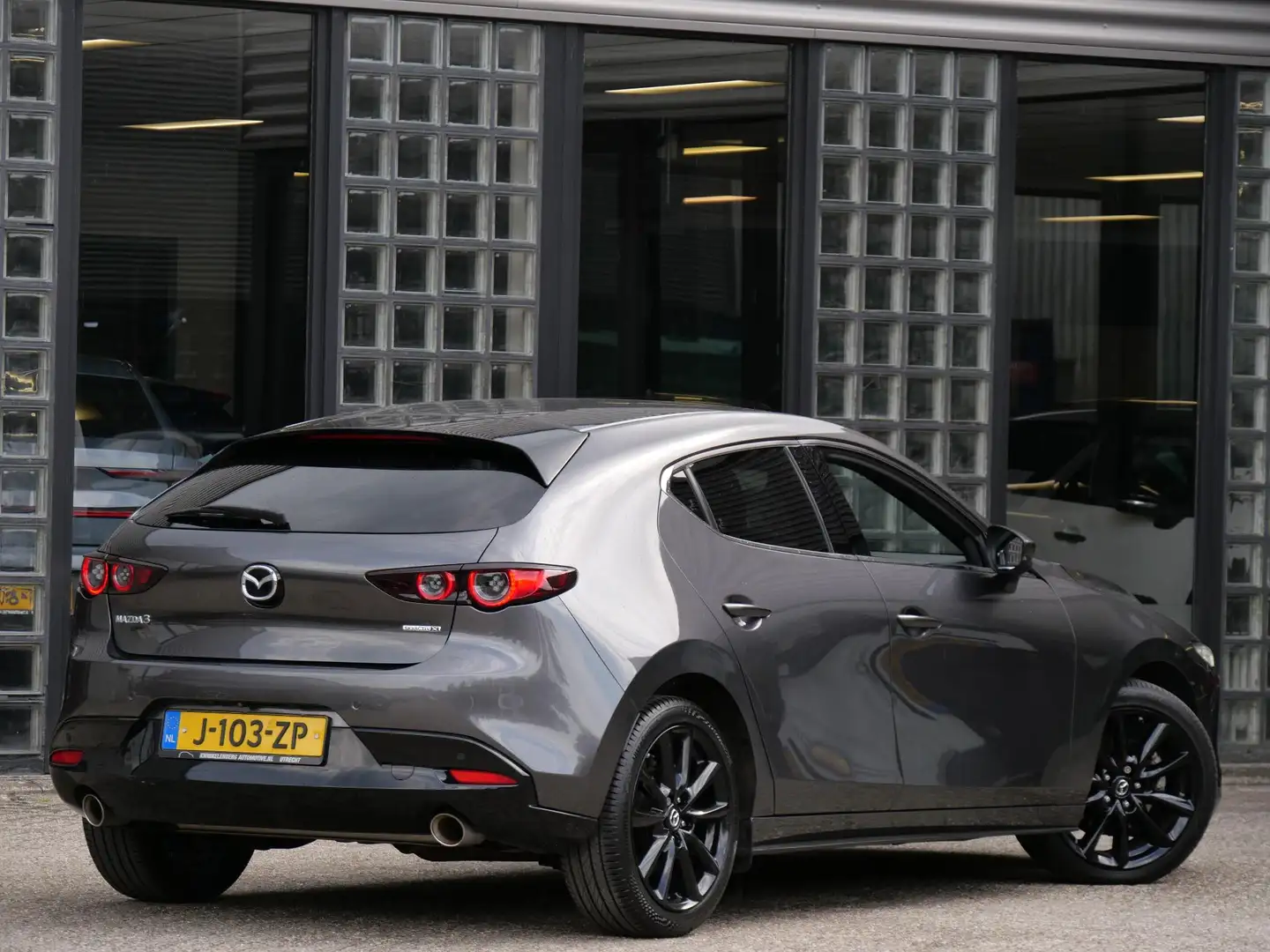 Mazda 3 2.0 180PK LUXURY/ BOSE/ LEER/ HEAD-UP/ KEYLESS Grigio - 2