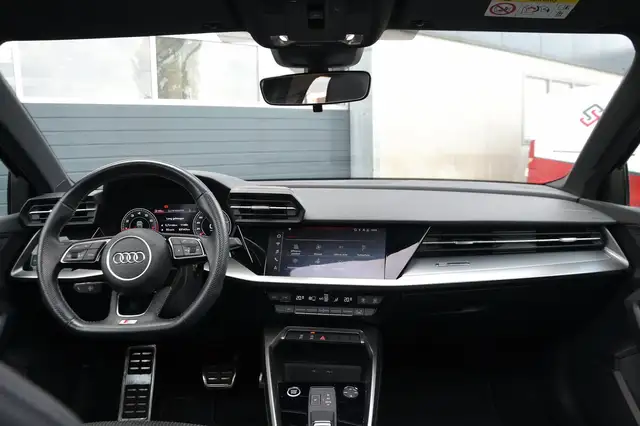 Audi A3 view 9