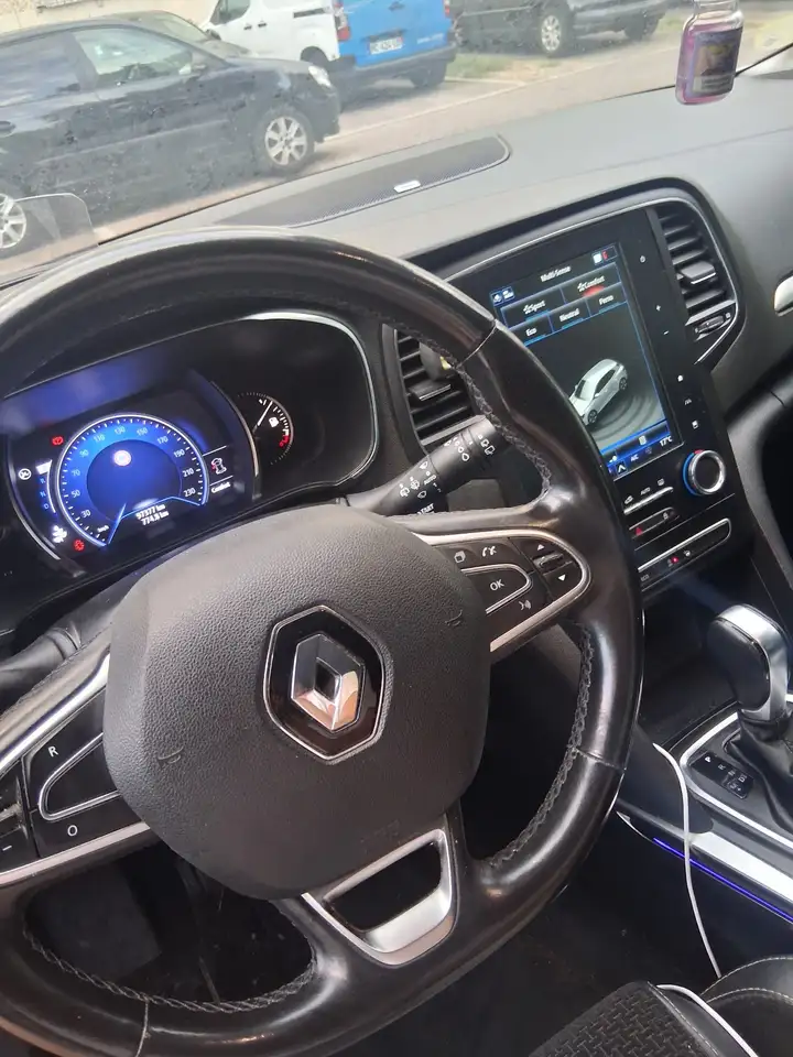 Renault Megane Berline — photo 7