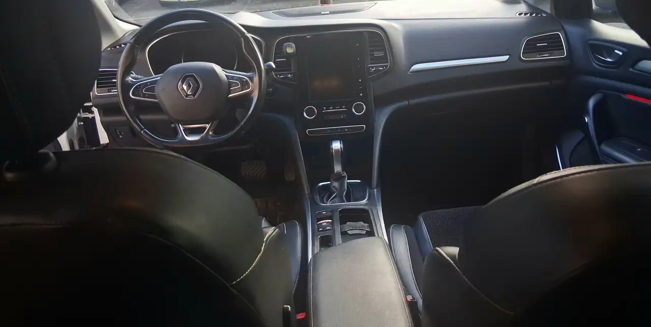 Renault Megane Berline — photo 2