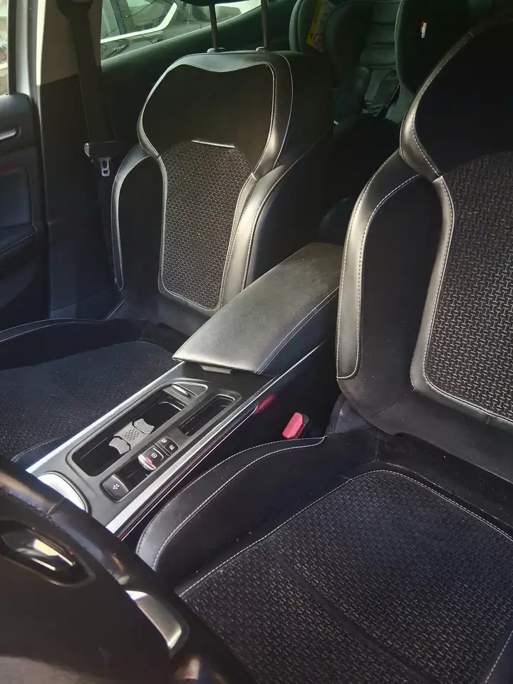 Renault Megane Berline — photo 3