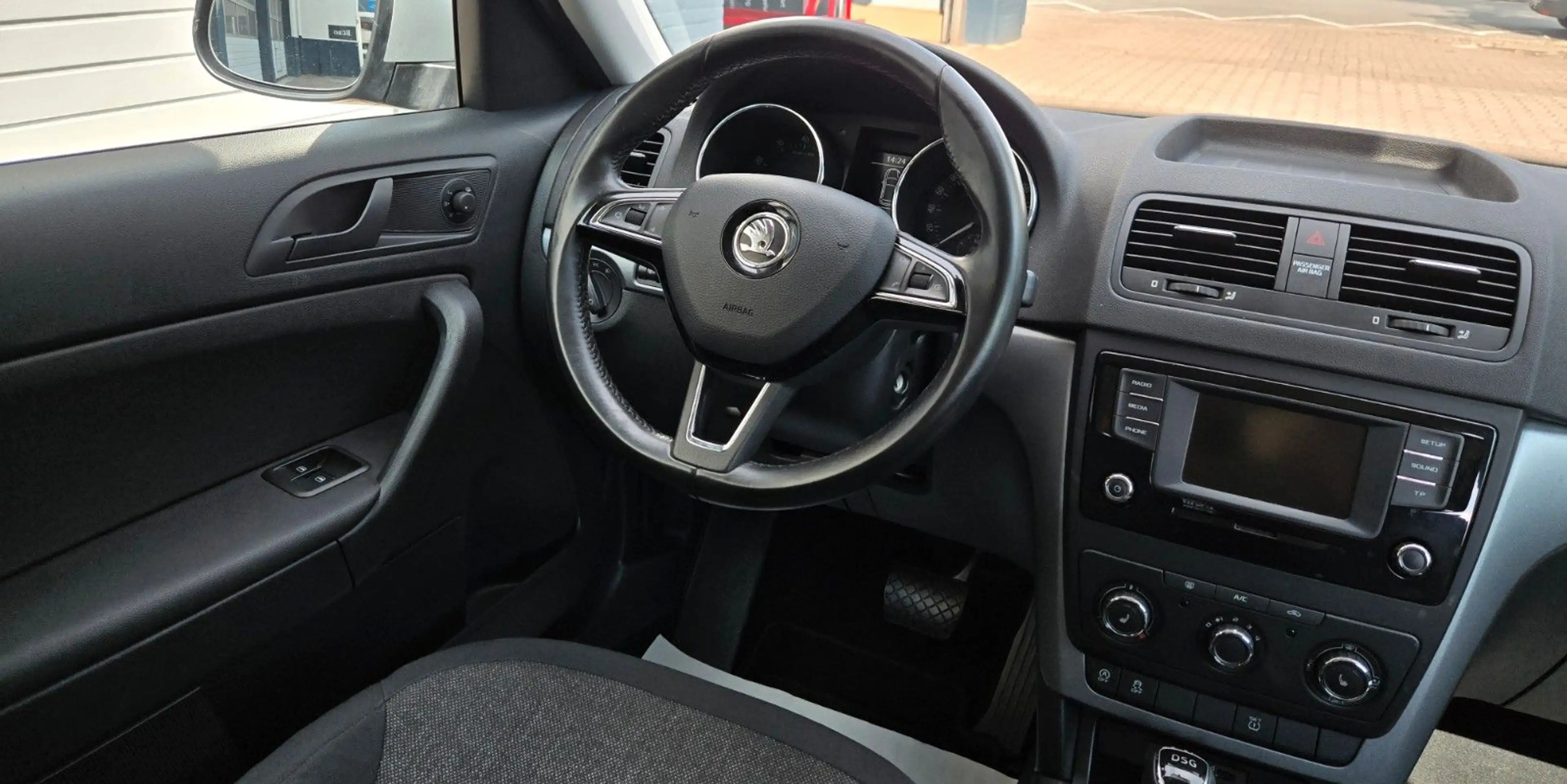 Skoda Yeti Outdoor 1.Hand Anhängerkupplung Sitzheizung — photo 10