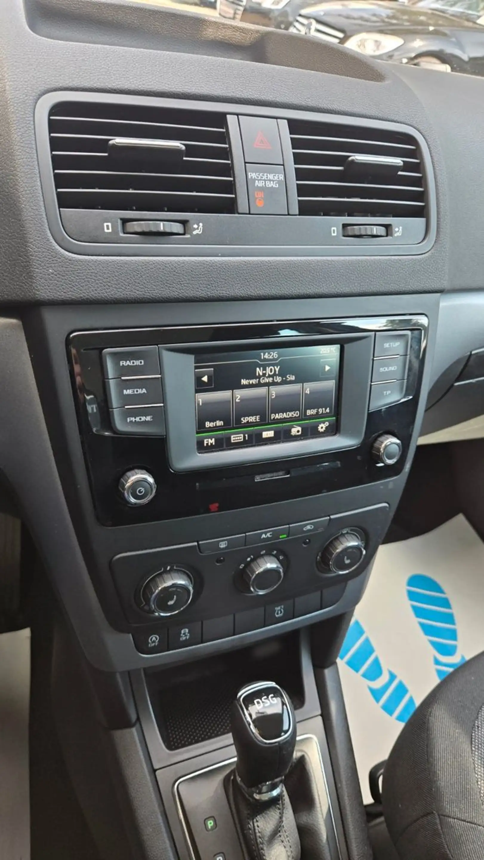 Skoda Yeti Outdoor 1.Hand Anhängerkupplung Sitzheizung — photo 14