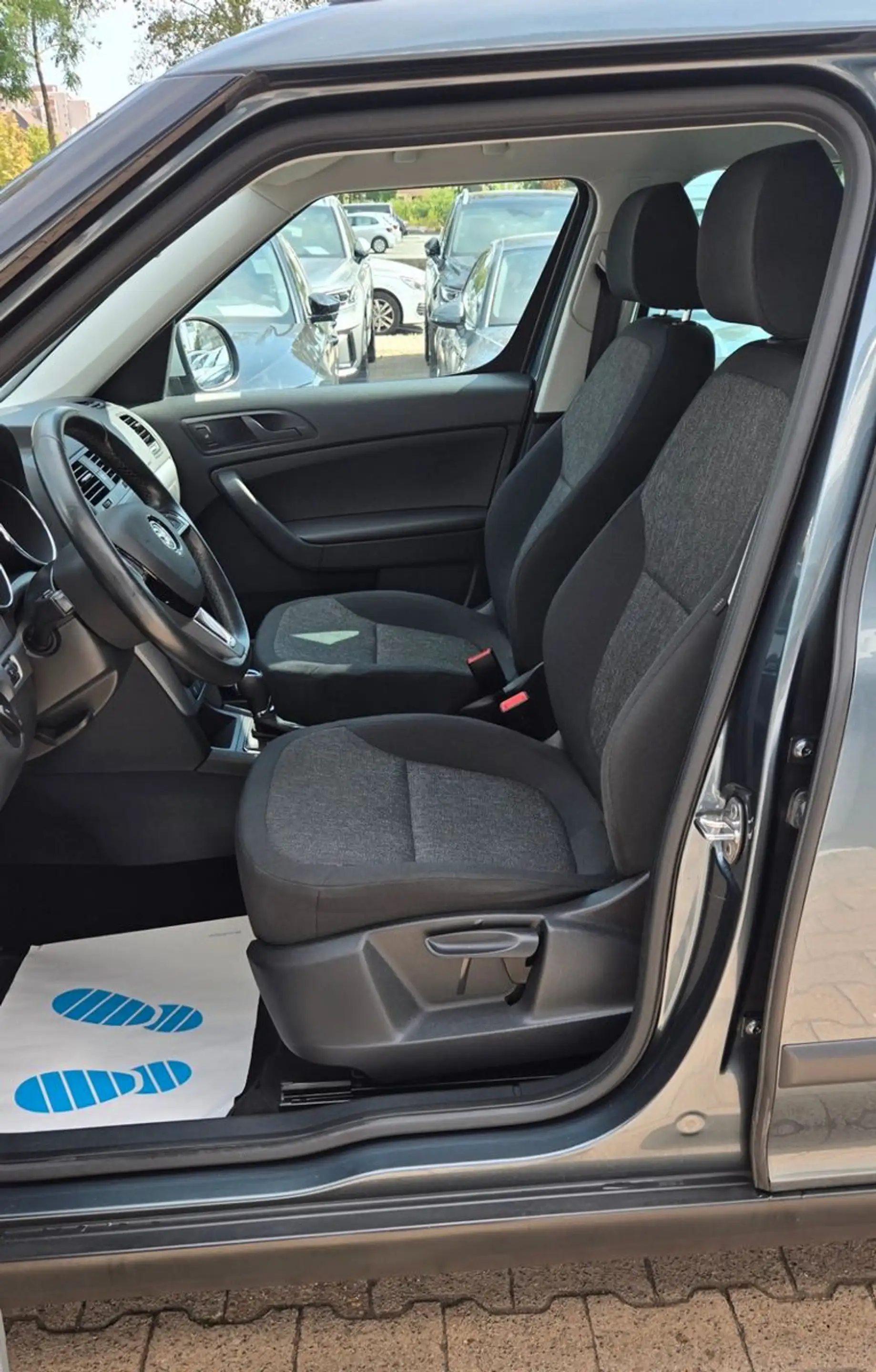 Skoda Yeti Outdoor 1.Hand Anhängerkupplung Sitzheizung — photo 13