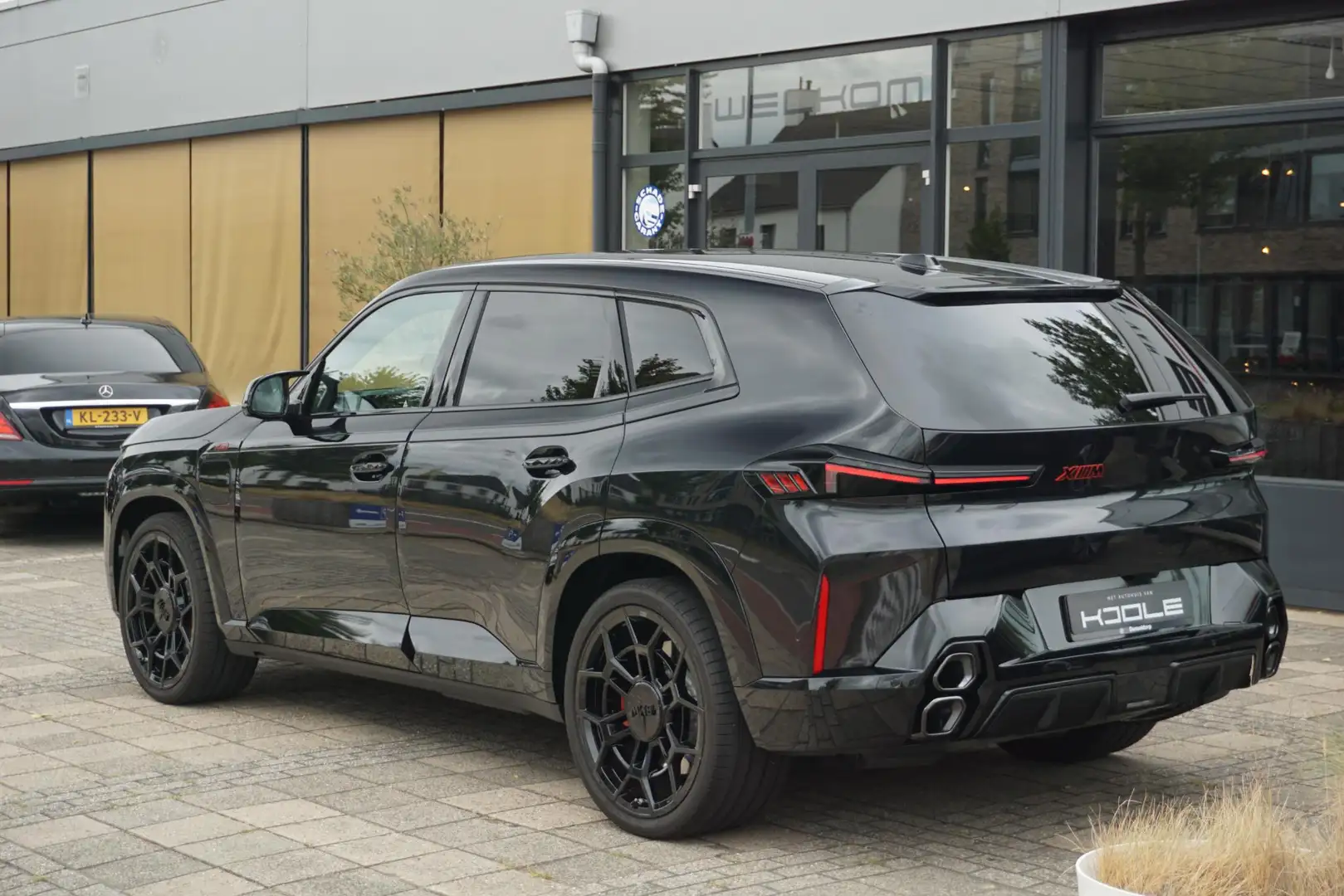 BMW XM PHEV Label Red | M Drivers Package Zwart - 2